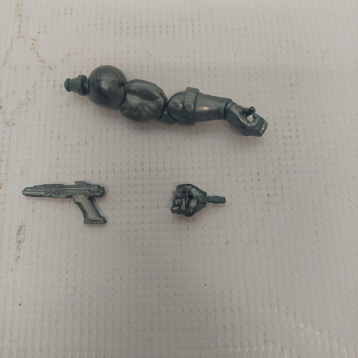 Marvel Legends Stilt Man BAF Left Arm, Hand and Gun Retro Madness