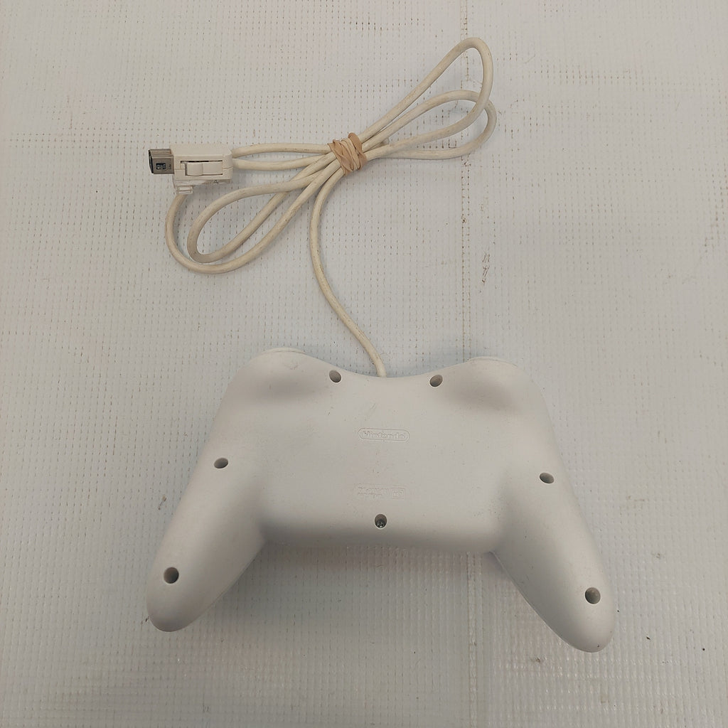 Nintendo Wii Wired Pro Controller (White) RVL-005