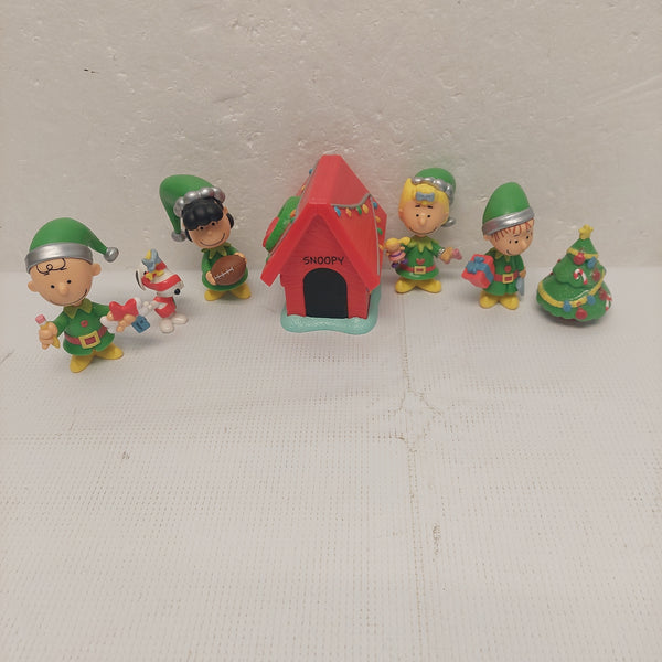 Peanuts Charlie Brown Christmas Figures Lot