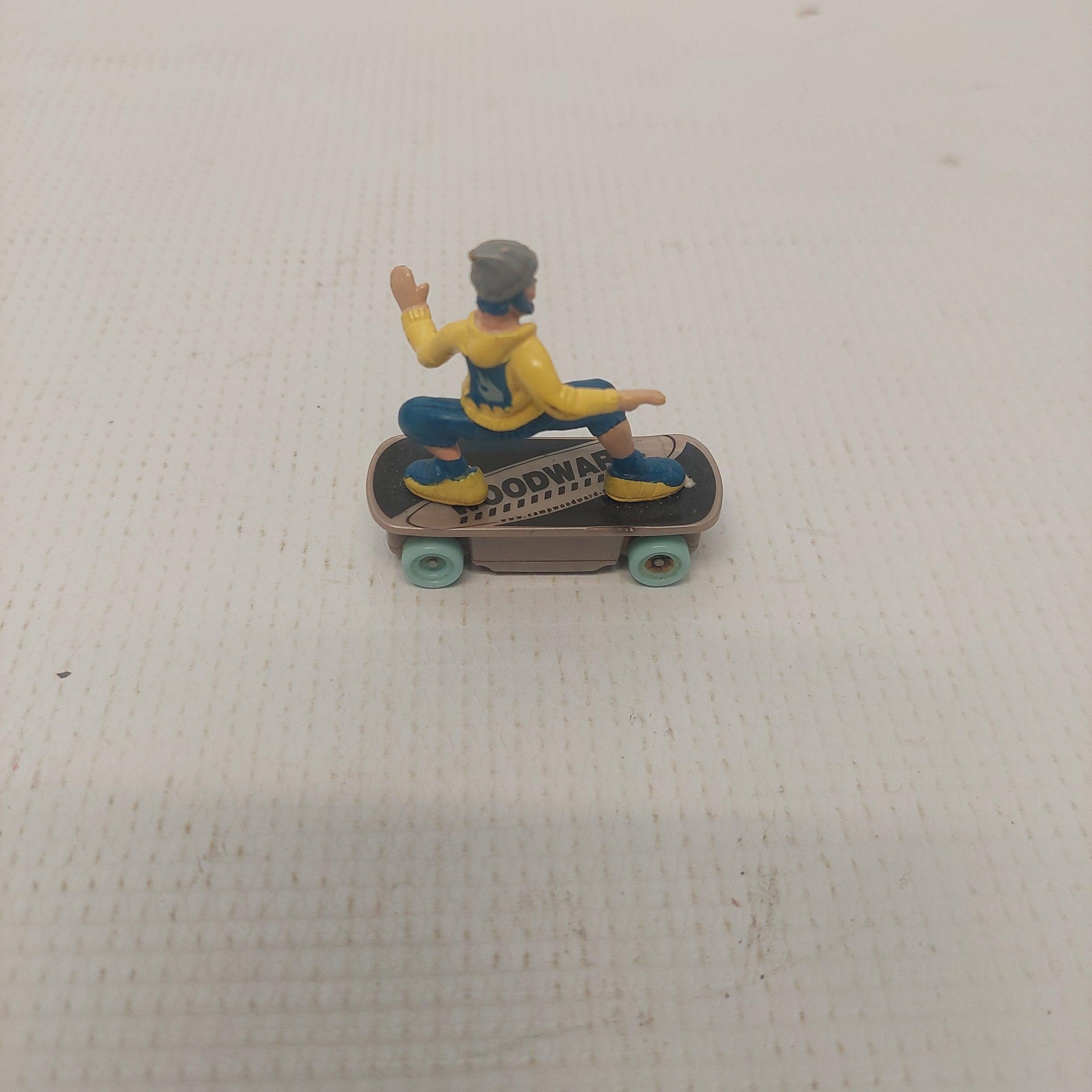 2006 Hot Wheels Magnetic Woodward Skate Freak