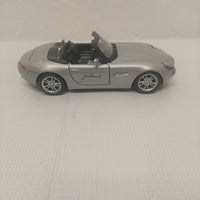 Maisto BMW Z8 1:24 Scale