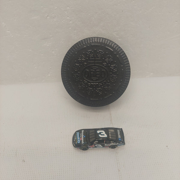 Oreo Dale Earnhardt #3 NASCAR 2001 Monte Carlo
