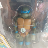 NECA Teenage Mutant Ninja Turtles Leonardo vs. Shredder 2-Pack