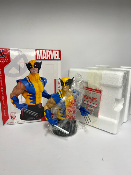 Marvel Wolverine 7" Mini Bust by Gentle Giant Classic X-Men Suit #724/850