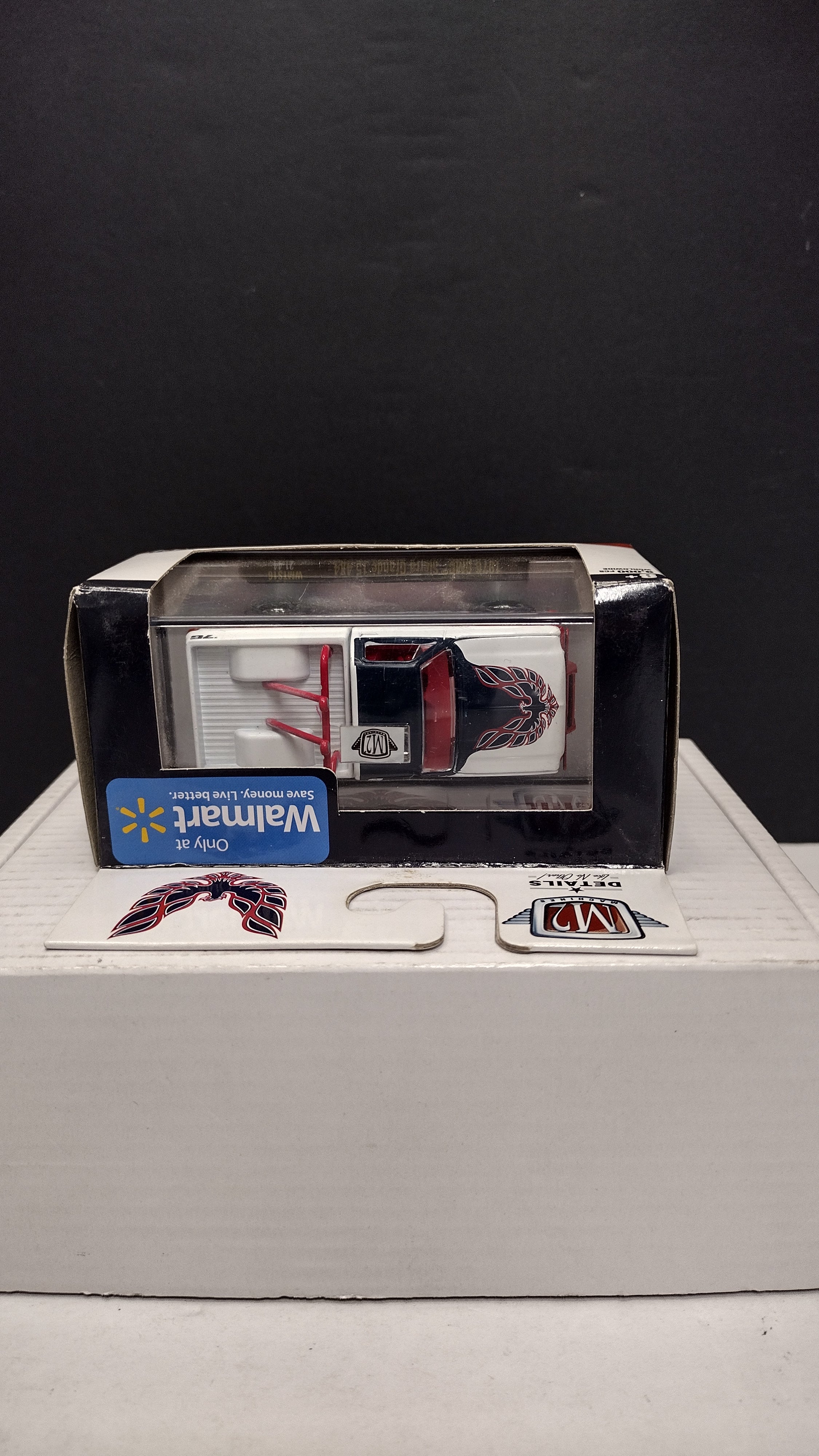 2021 M2 Machines Auto-Trucks 1976 GMC Sierra Grande 15 1:64 4x4 (New in Blister - Walmart Exclusive)