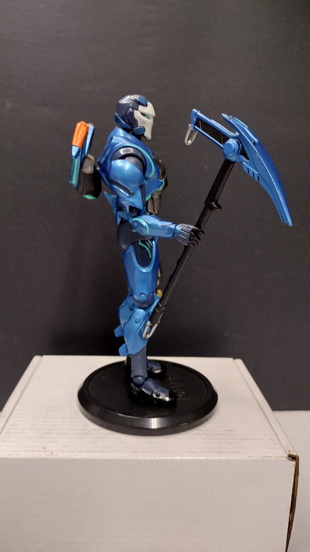 2019 McFarlane Toys Fortnite Series 1 Carbide 7" Premium Action Figure (Loose & Complete)