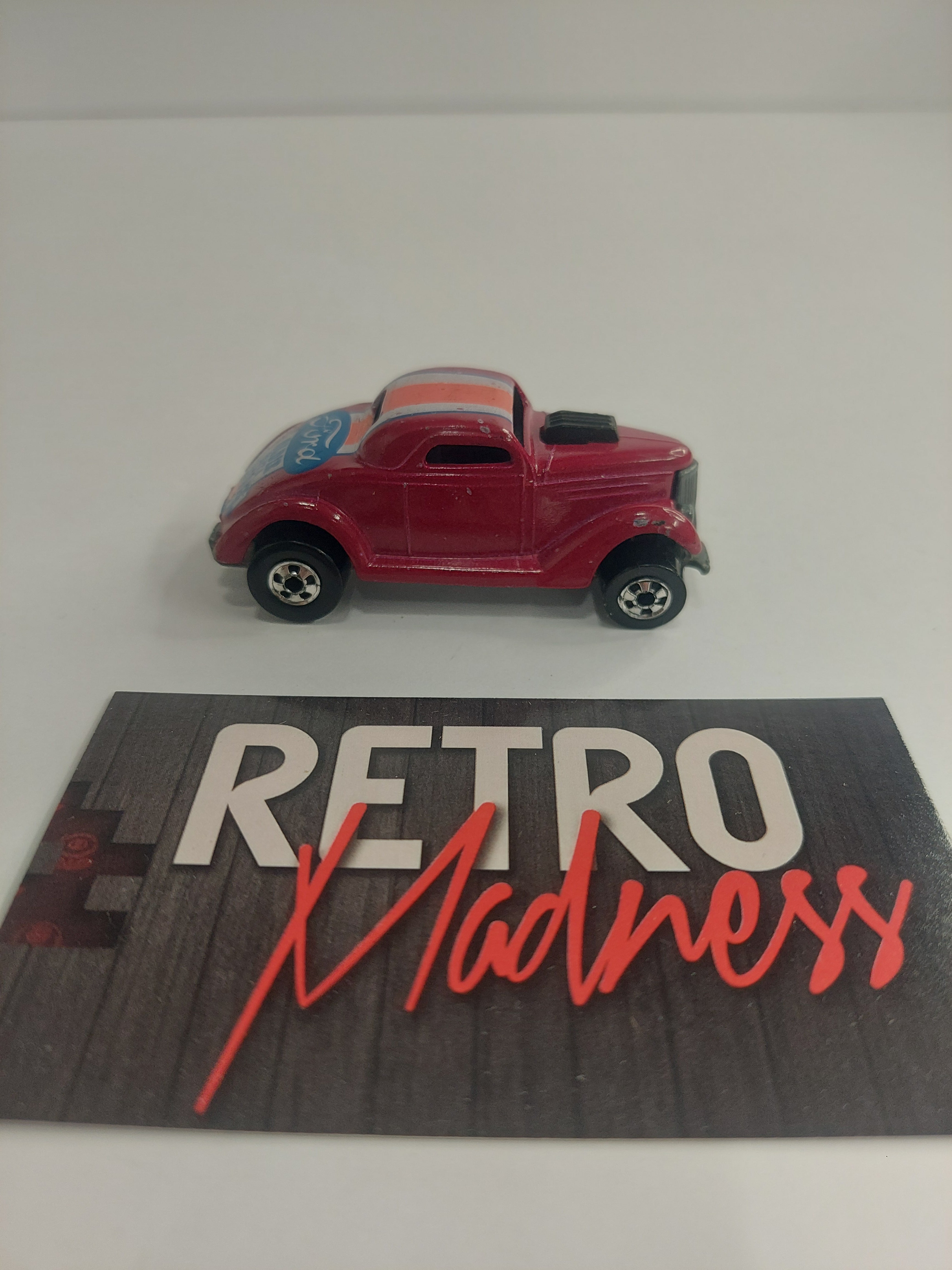 Vintage Hot Wheels Ford Neet Streeter