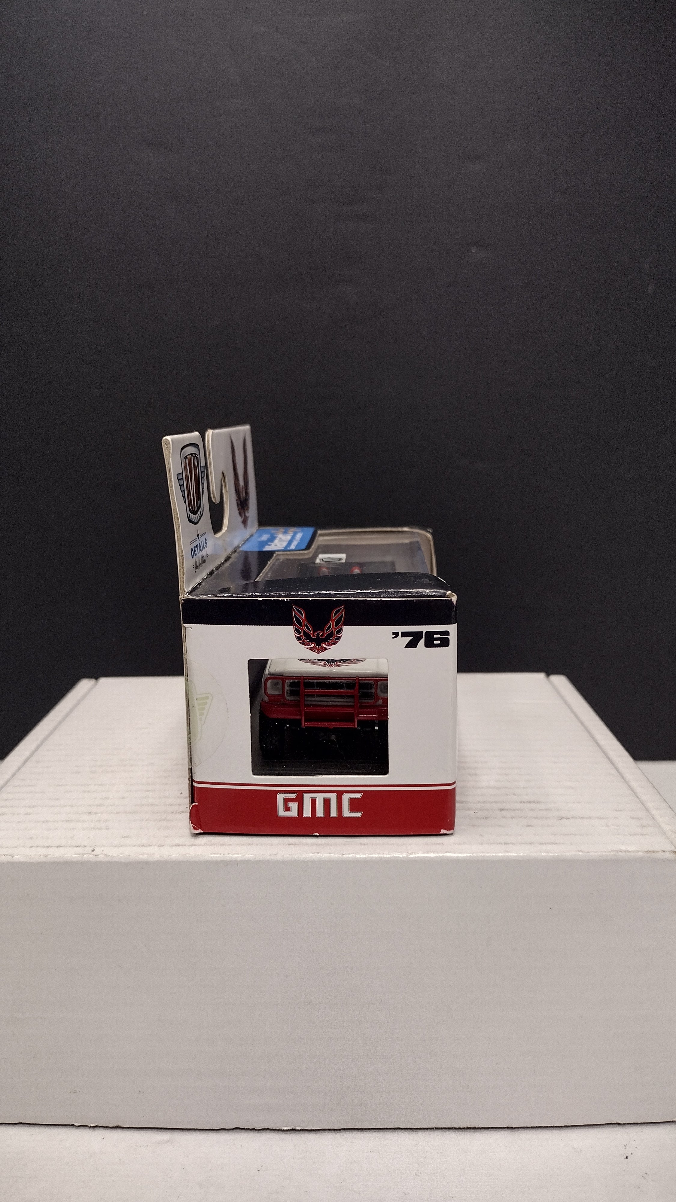 2021 M2 Machines Auto-Trucks 1976 GMC Sierra Grande 15 1:64 4x4 (New in Blister - Walmart Exclusive)