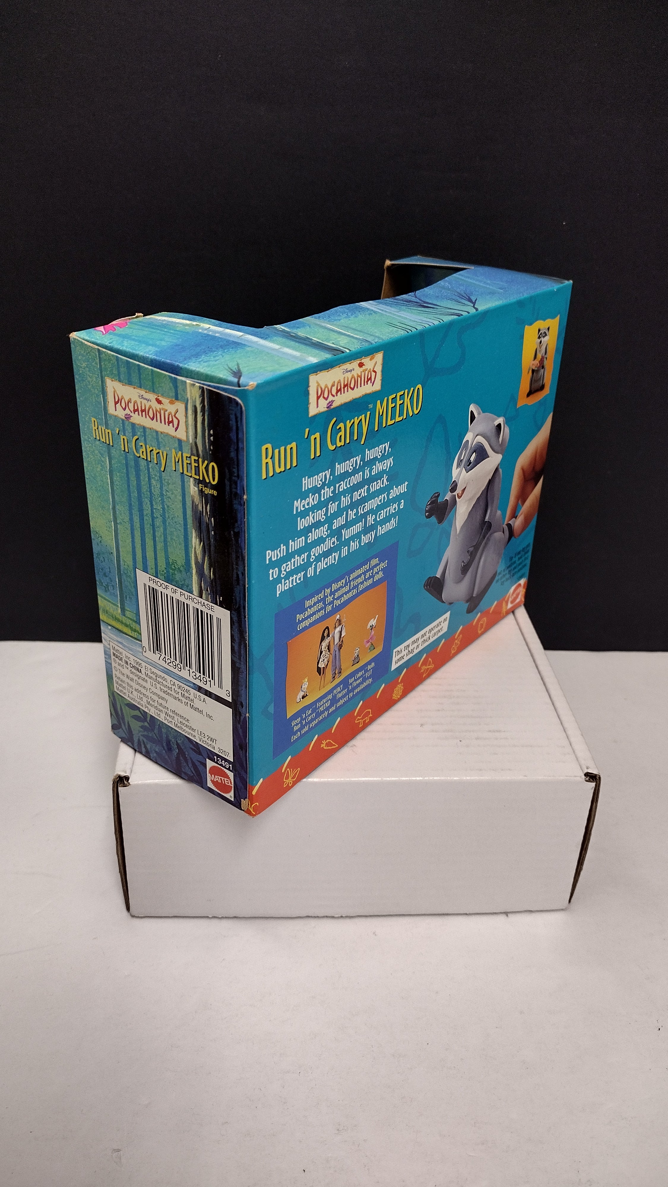 Vintage 1995 Mattel Disney’s Pocahontas: "Run 'n Carry" Meeko Action Figure – Brand New / Factory Sealed (Slight Card Bowing)