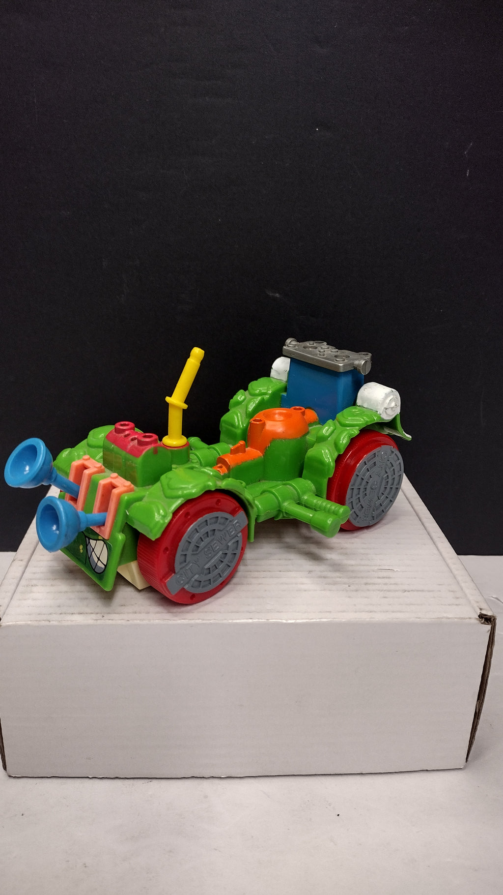 Vintage 1990 Playmates TMNT Sewer City Toilet Taxi (Used Incomplete - Works Great)