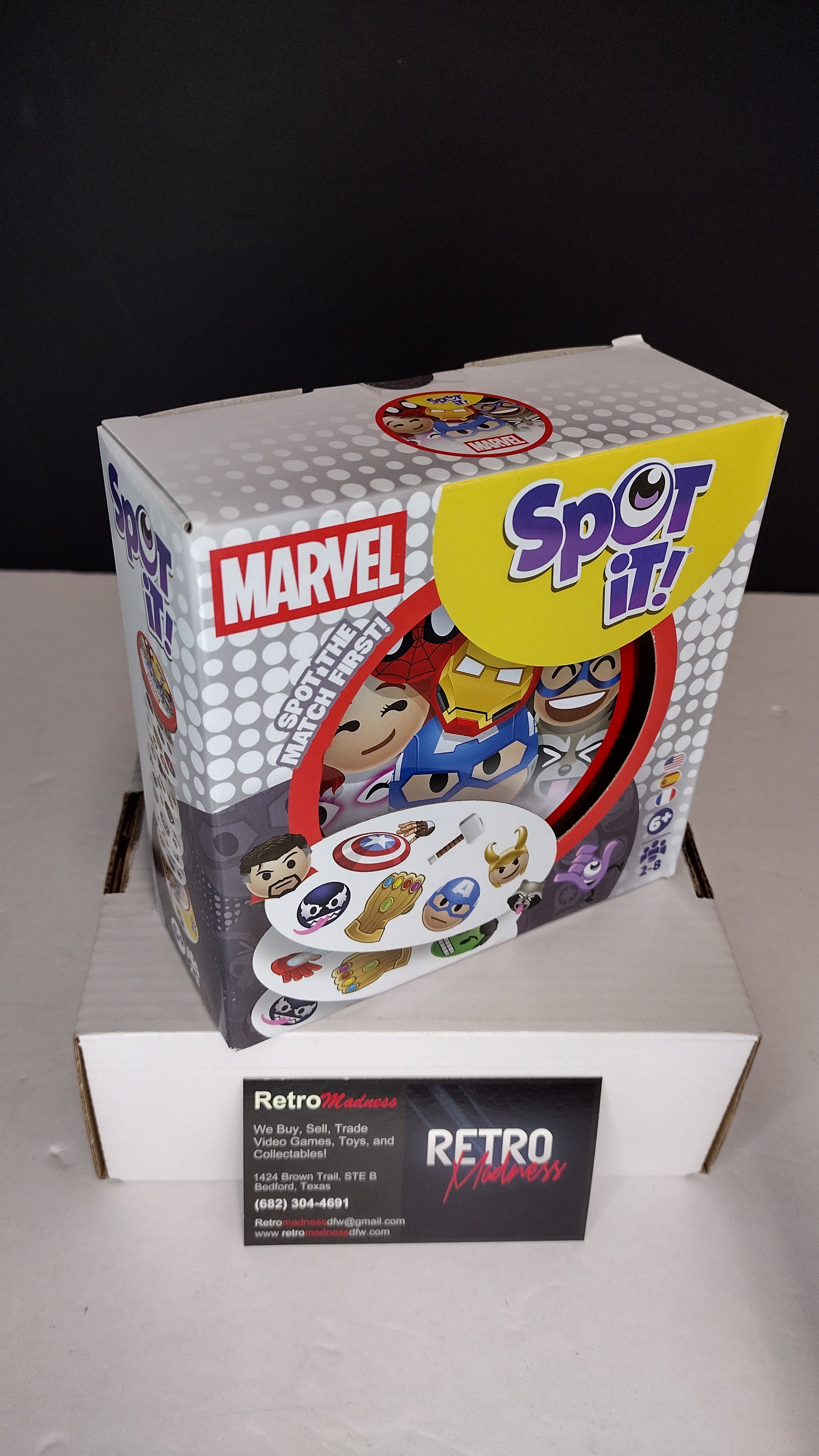 Spot It! Marvel Emoji (Eco Sleeve Edition) Board Game
