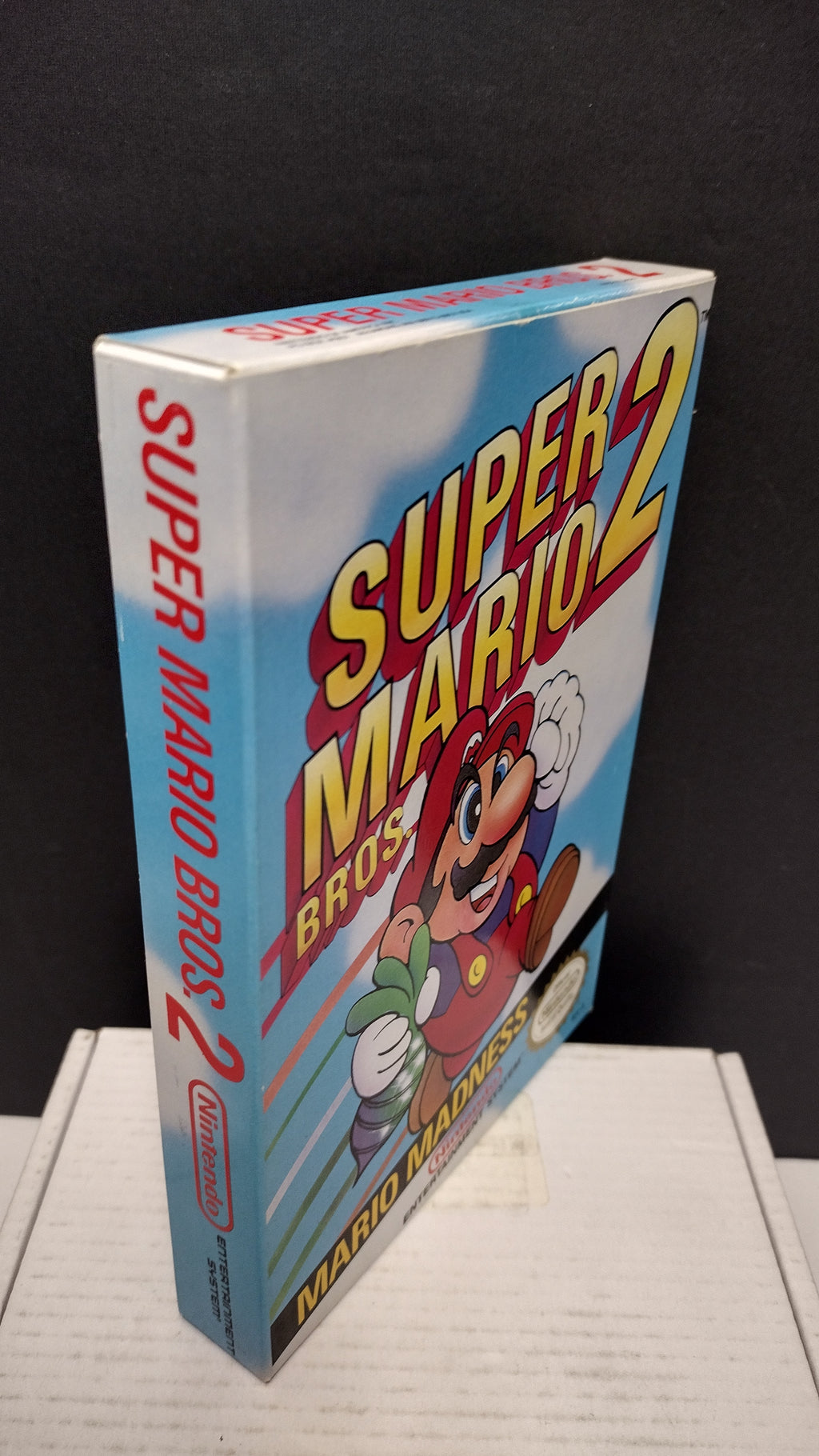 Vintage 1988 Nintendo NES Super Mario Bros. 2 (CIB - Missing Styrofoam)