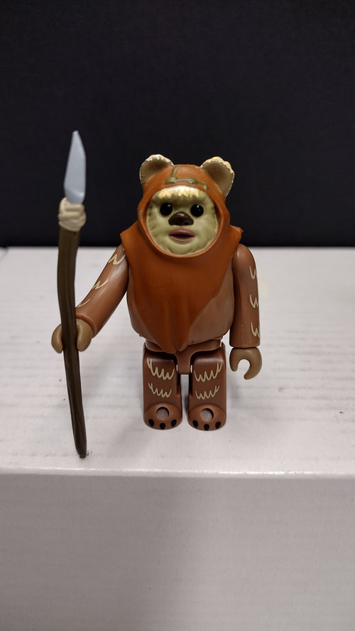 Authentic Star Wars x Medicom Toy: Kubrick Series 3 – Wicket the Ewok 100% Micro Figure with Spear • Tomy 2004