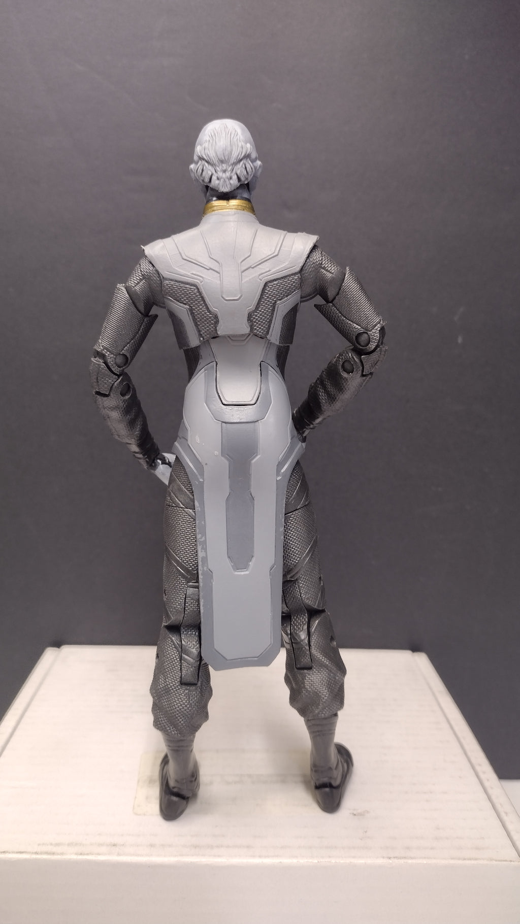 Hasbro Marvel Legends Avengers: Endgame Ebony Maw Action Figure (6-Inch Scale - Loose, Great Condition)