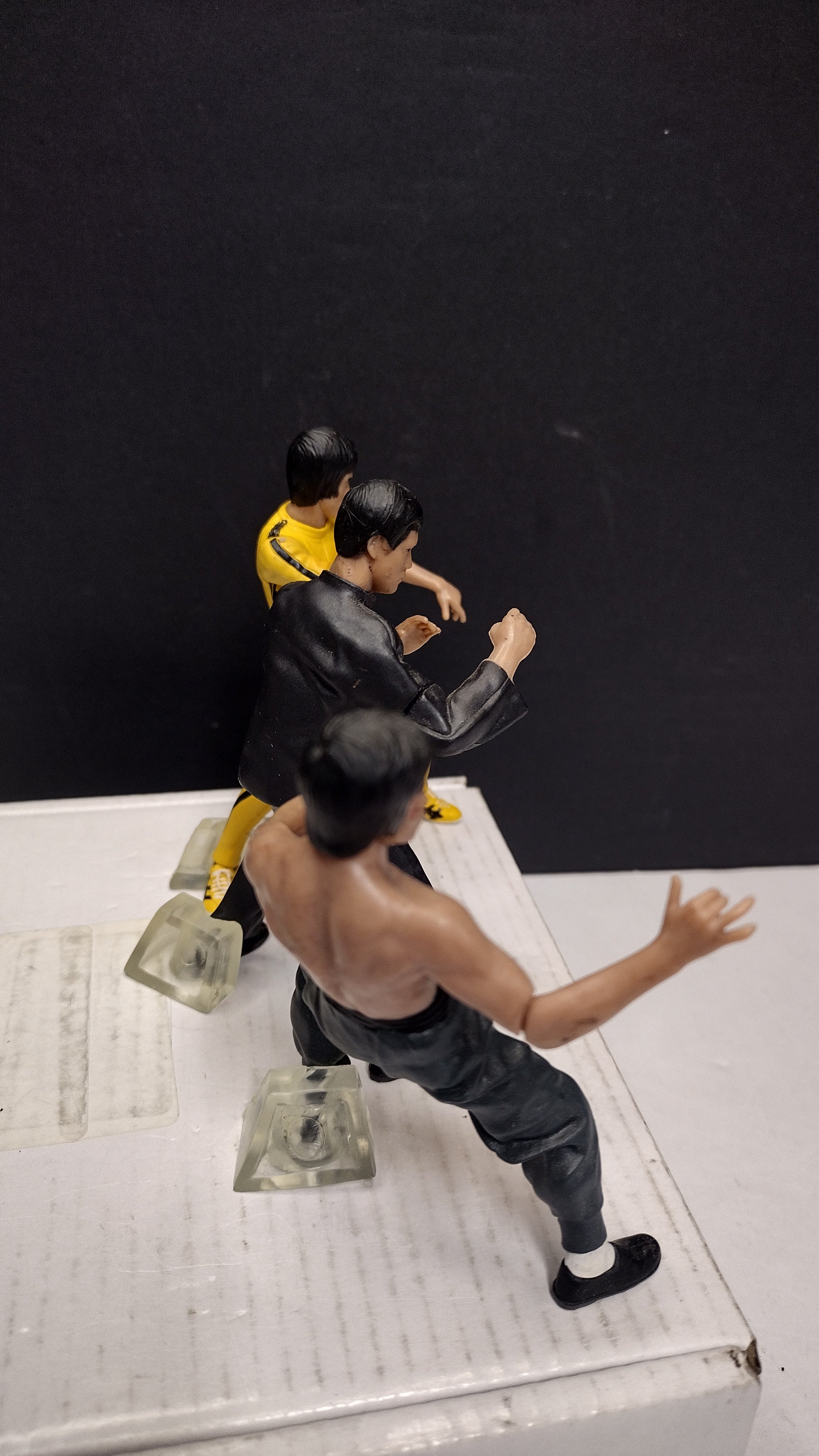 Bandai Kung Fu Masters of Legend Bruce Lee Figure Set of 4 (C. P. Tom / Official License - Loose w/ 1 Box, Missing Flying Kick Stand)