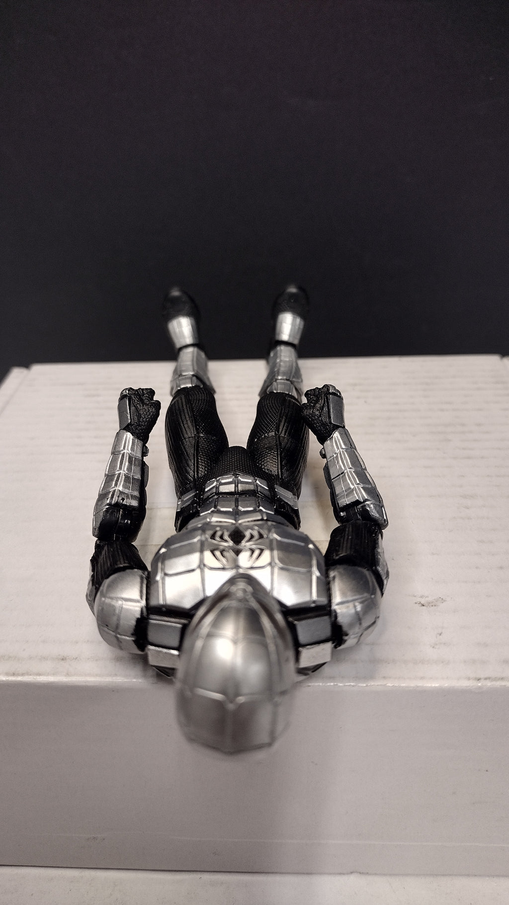 Hasbro Marvel Legends Retro Cardback Spider-Armor MK I Action Figure (6-Inch Scale - Loose, Great Condition)