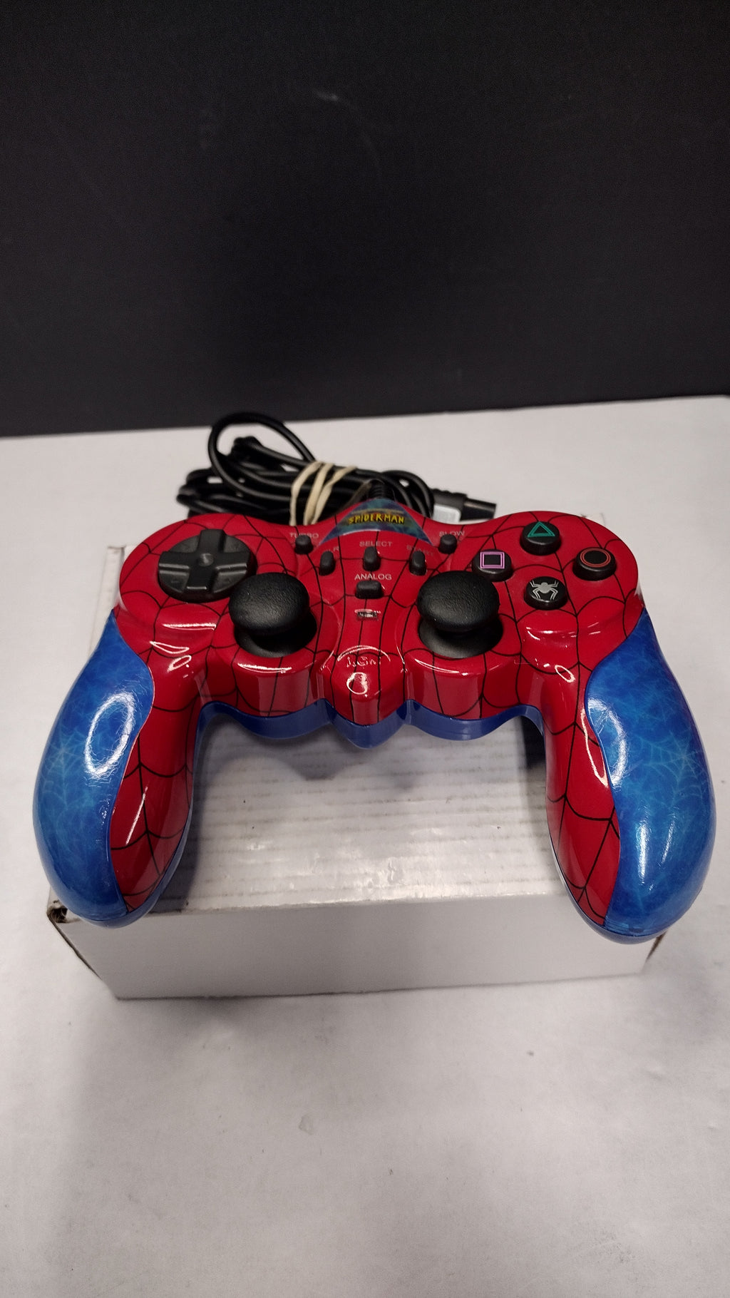 Naki Ultimate Spider-Man Wired Controller for Sony PlayStation 2 PS2 (Model 78500 - Tested & Fully Working)