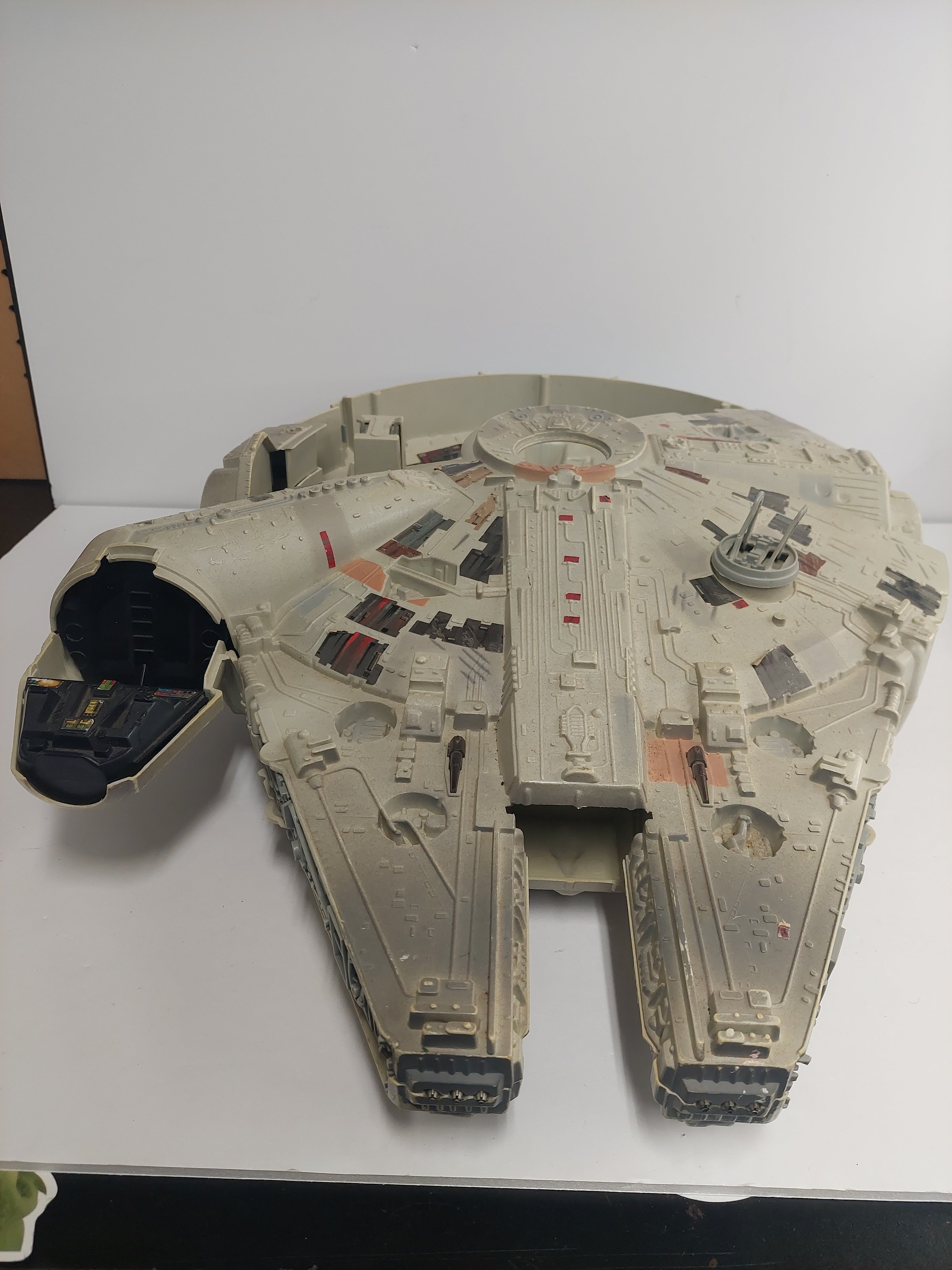 Vintage 1995 Tonka Star Wars Millennium Falcon Incomplete for Parts