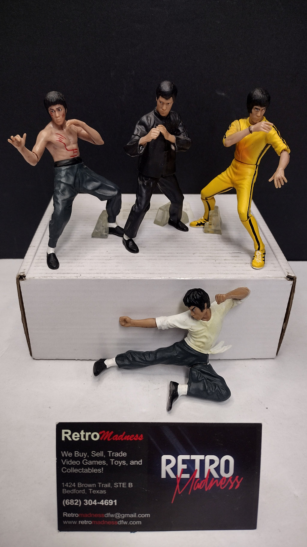 Bandai Kung Fu Masters of Legend Bruce Lee Figure Set of 4 (C. P. Tom / Official License - Loose w/ 1 Box, Missing Flying Kick Stand)