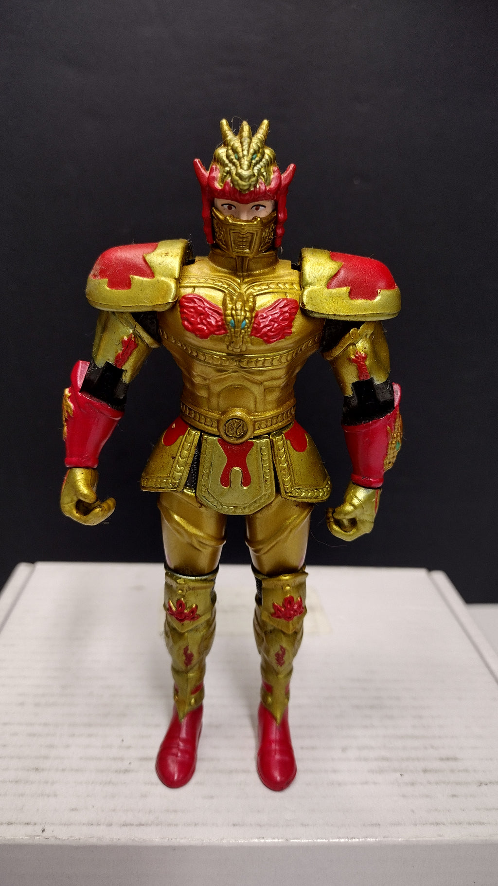 Vintage 1998 Saban's Bandai Mystic Knights of Tir Na Nog Rohan (Loose with Great Hall Castle Pop-Up)
