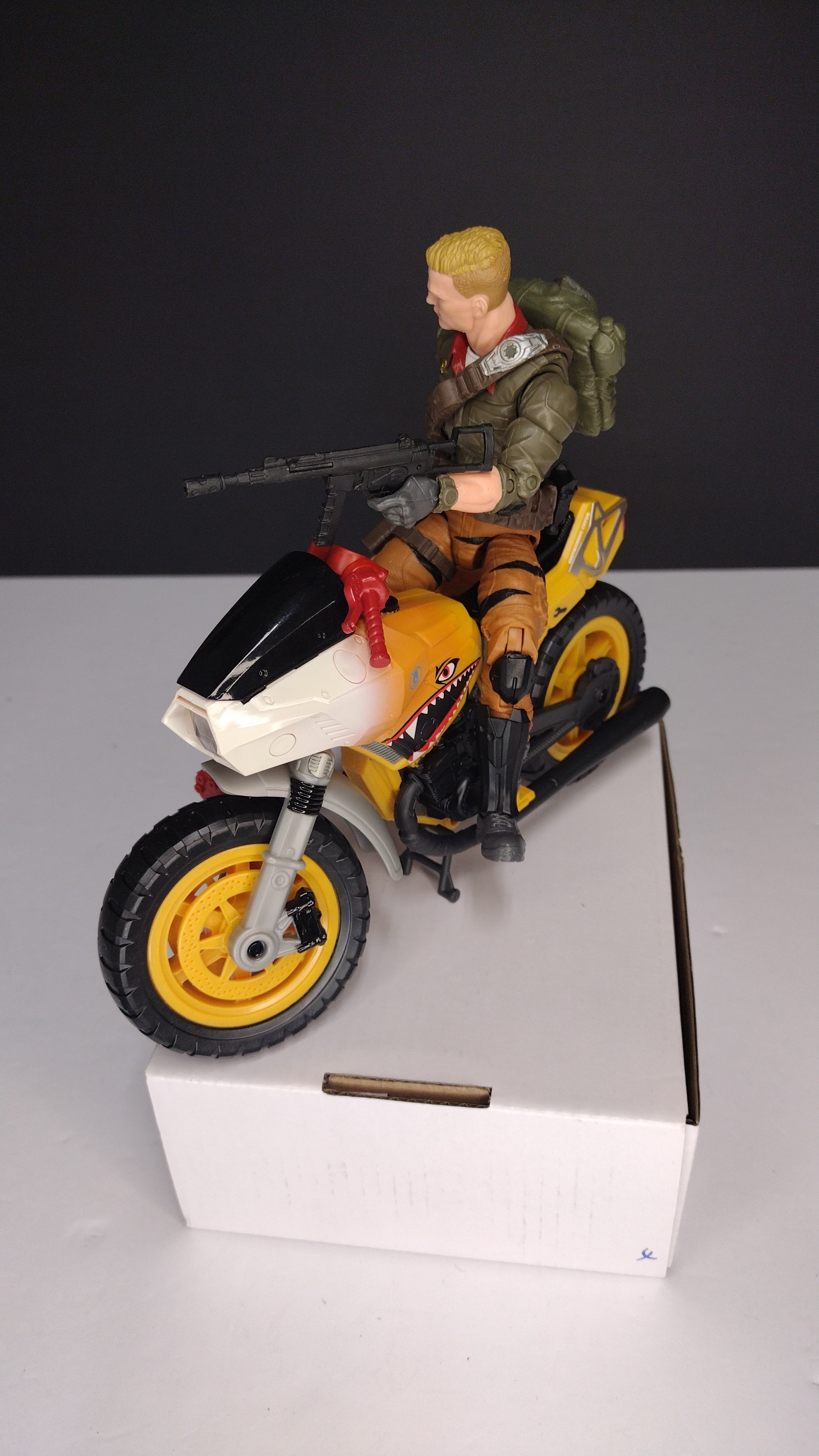 G.I. Joe Classified Series #40 Tiger Force Duke with RAM Cycle