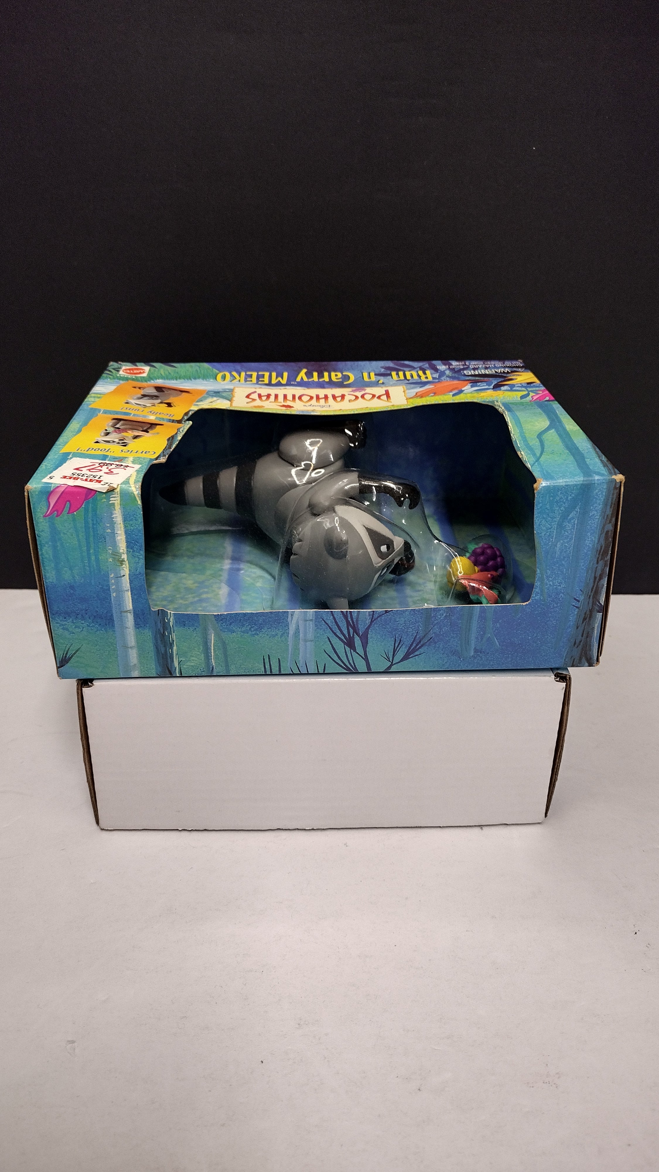 Vintage 1995 Mattel Disney’s Pocahontas: "Run 'n Carry" Meeko Action Figure – Brand New / Factory Sealed (Slight Card Bowing)