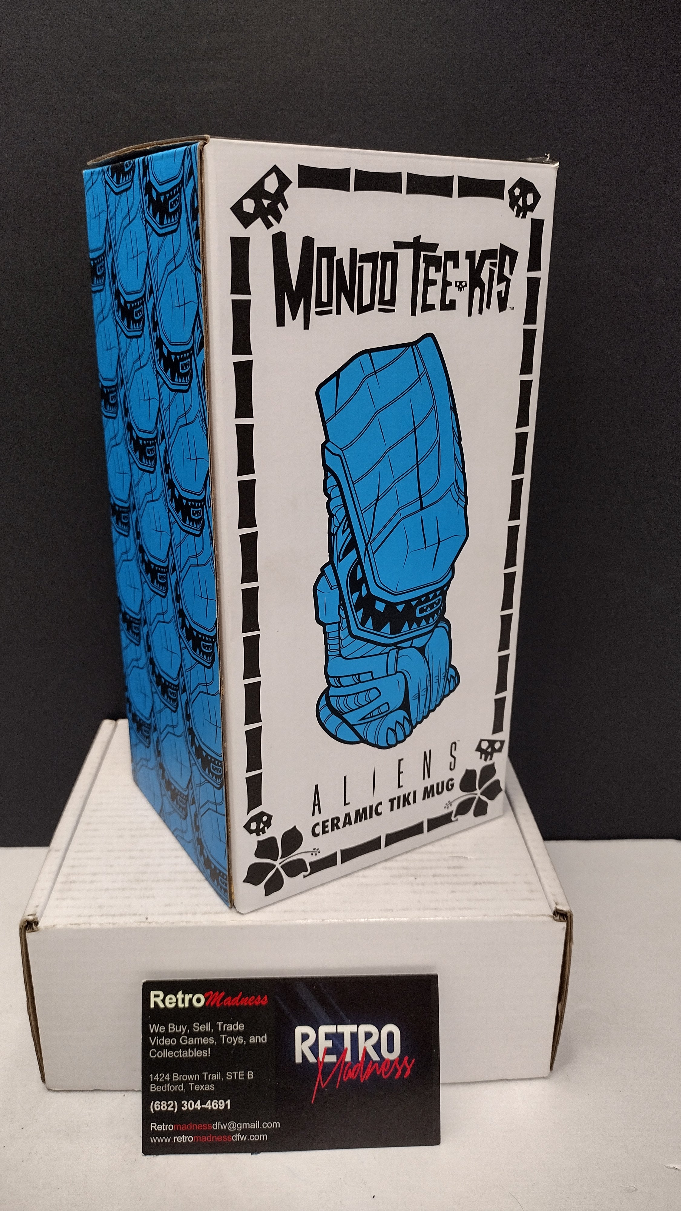 Mondo Tee-Kis Aliens Xenomorph Ceramic Tiki Mug (Blue Glaze Edition - 2017 Release, Unused in Box)
