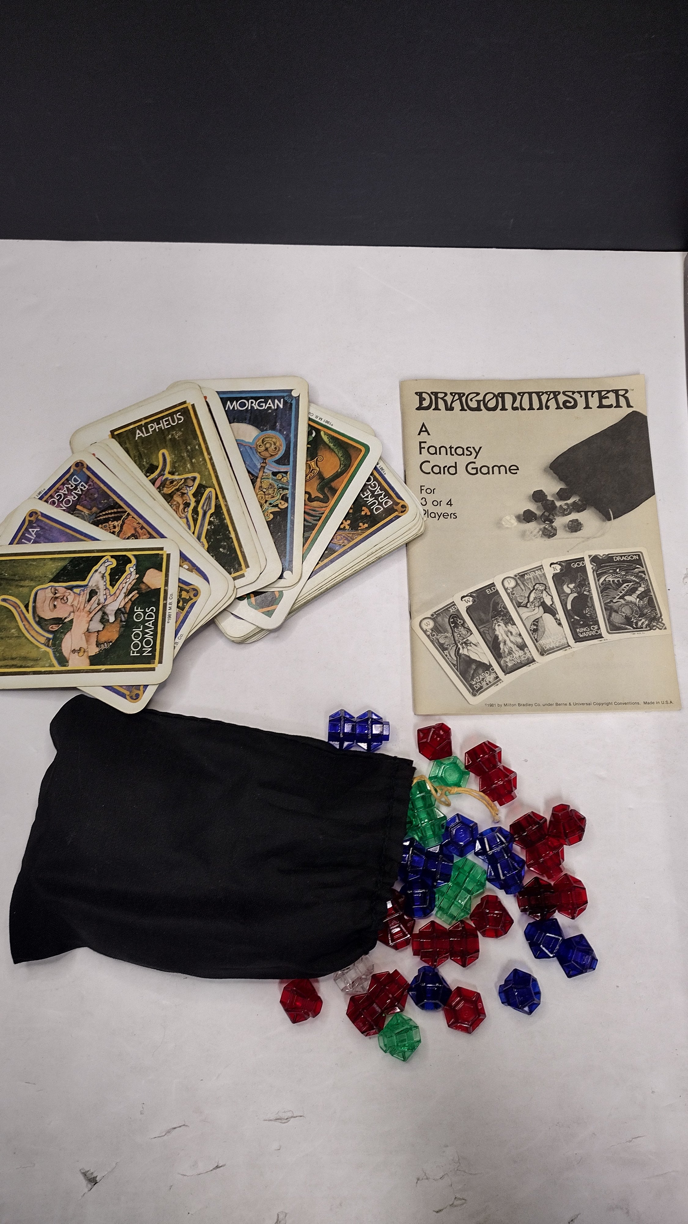 Vintage 1981 Milton Bradley E.S. Lowe Dragonmaster Card Game (100% Complete with Crystals & Manual)