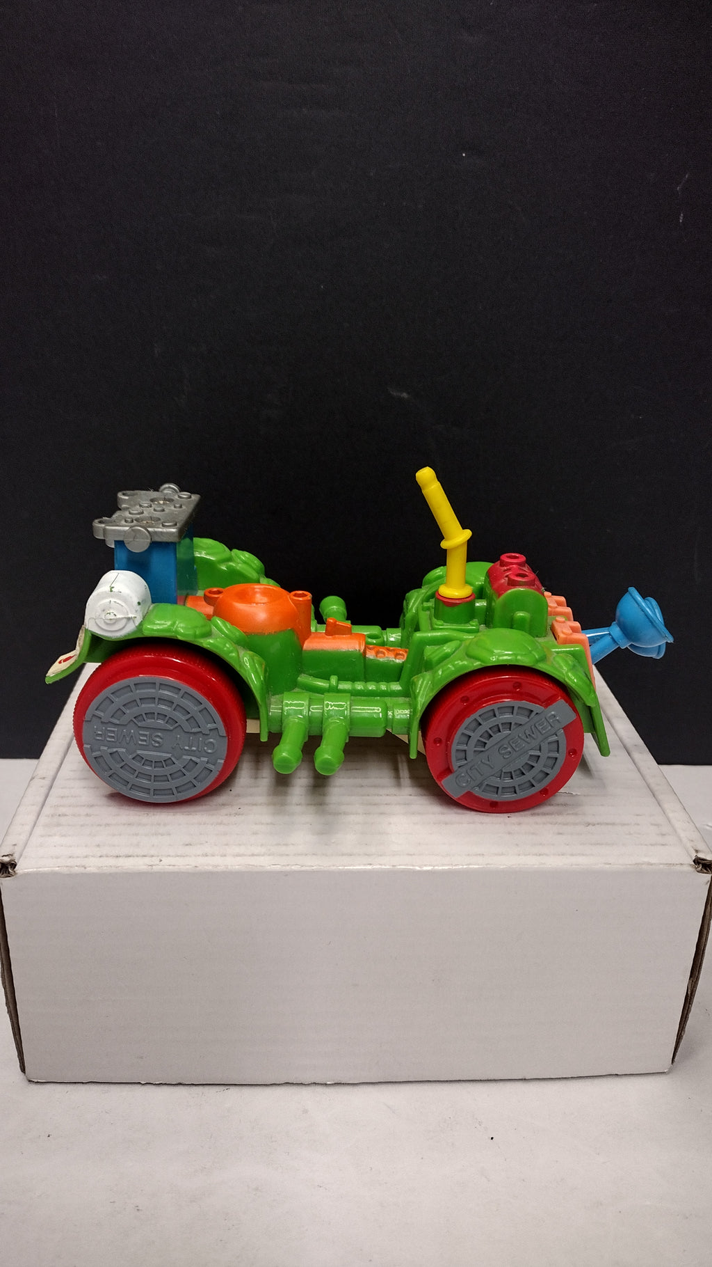 Vintage 1990 Playmates TMNT Sewer City Toilet Taxi (Used Incomplete - Works Great)