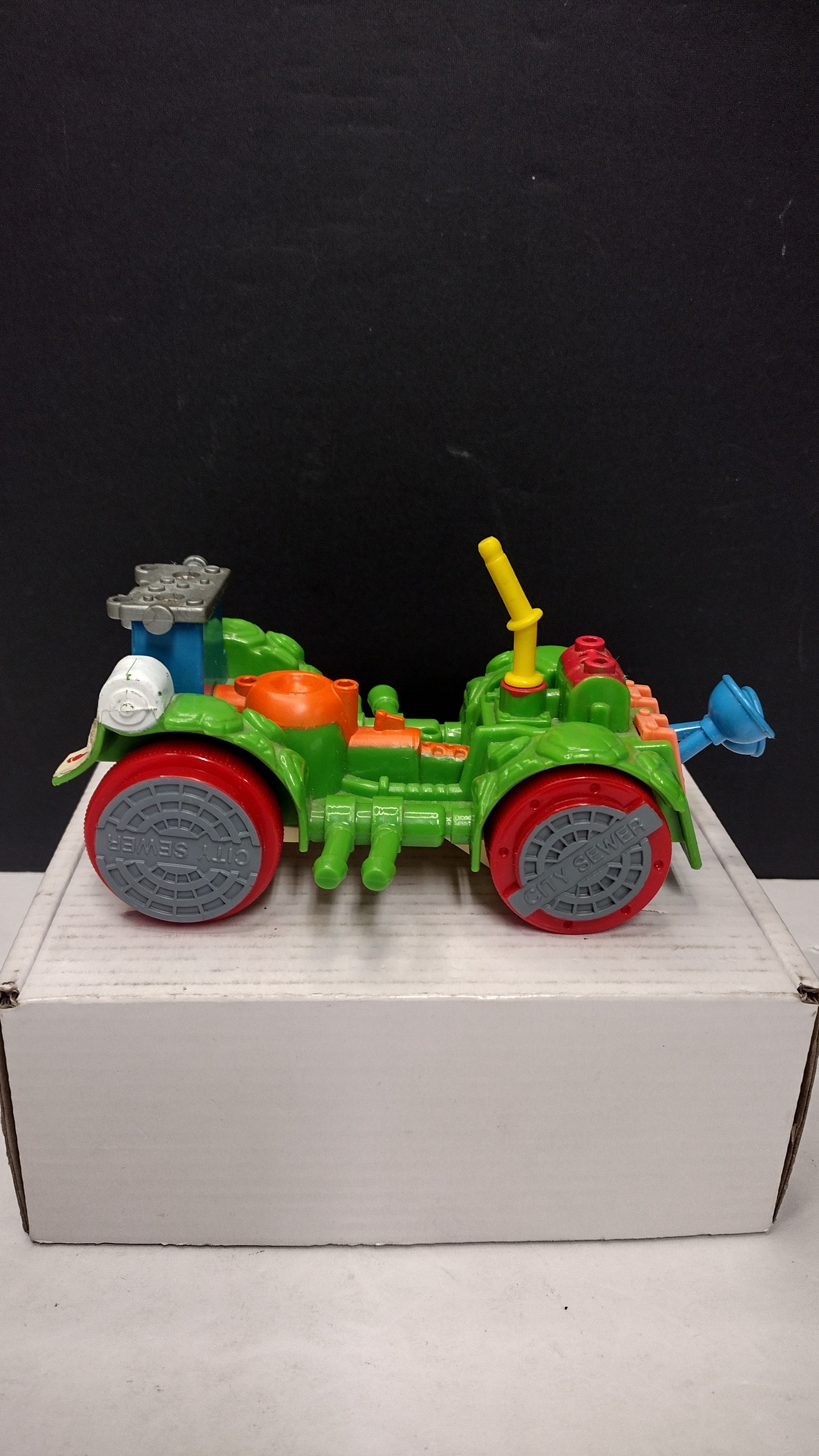 Vintage 1990 Playmates TMNT Sewer City Toilet Taxi (Used Incomplete - Works Great)
