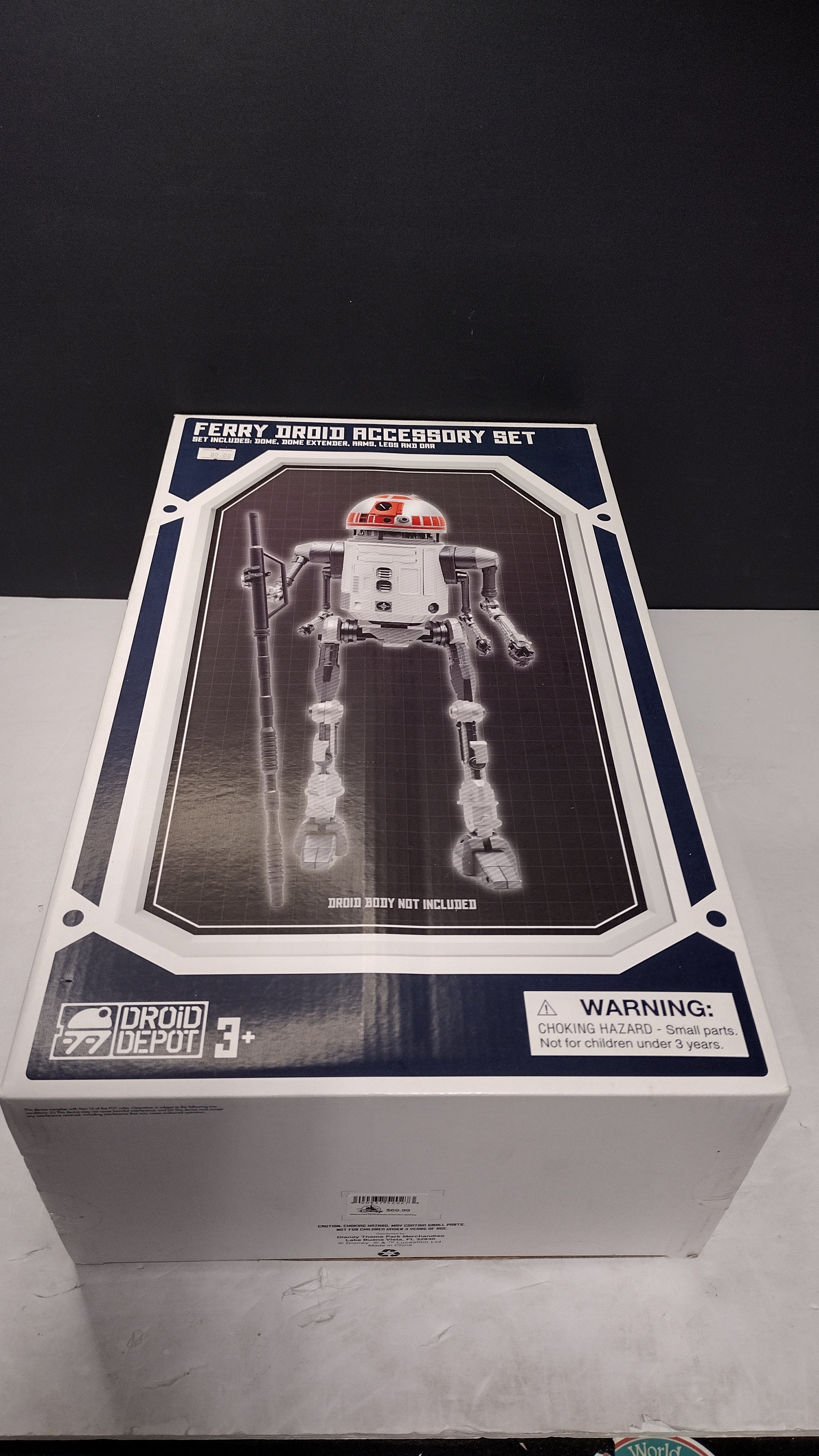 Modern Star Wars Galaxy's Edge Droid Depot Ferry Droid Accessory Set (Factory Sealed in Box)