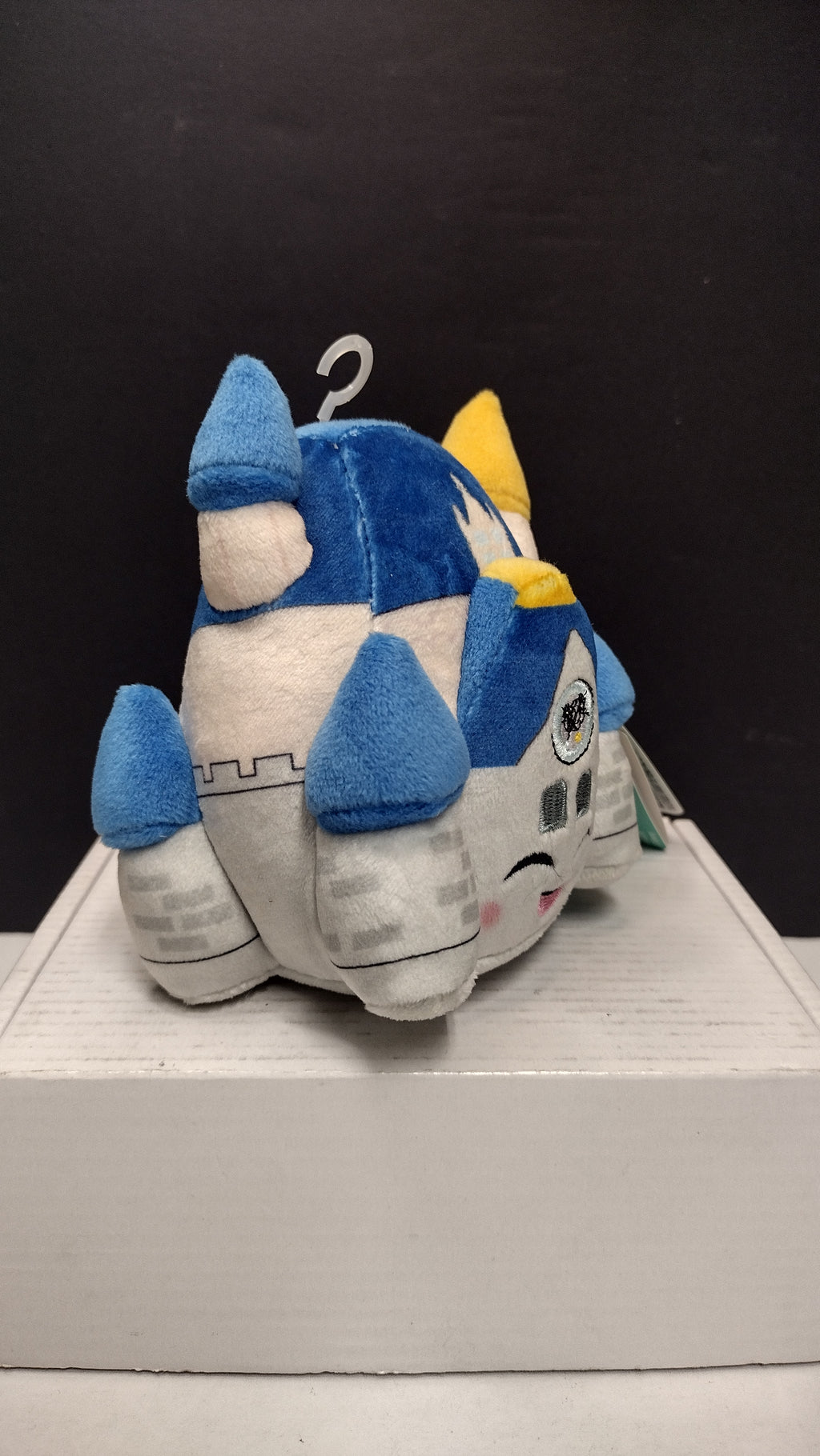 Disney Parks Wishables: Cinderella Castle Micro Plush – Disney Park Icons Series (With Hang Tag)
