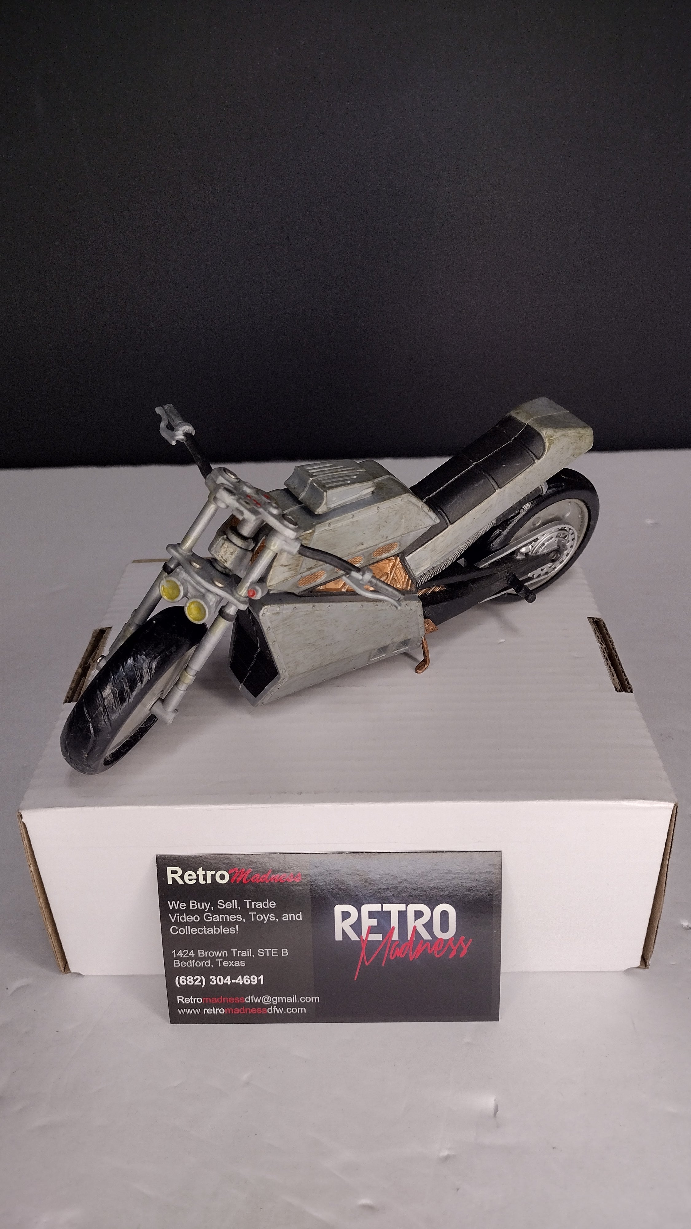 Marvel Legends Blade Movie Series: Vampire Hunting Motorcycle (Toy Biz 2004)