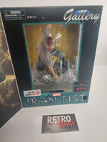 Diamond Select Toys Marvel Iron Fist PVC Diorama Netflix