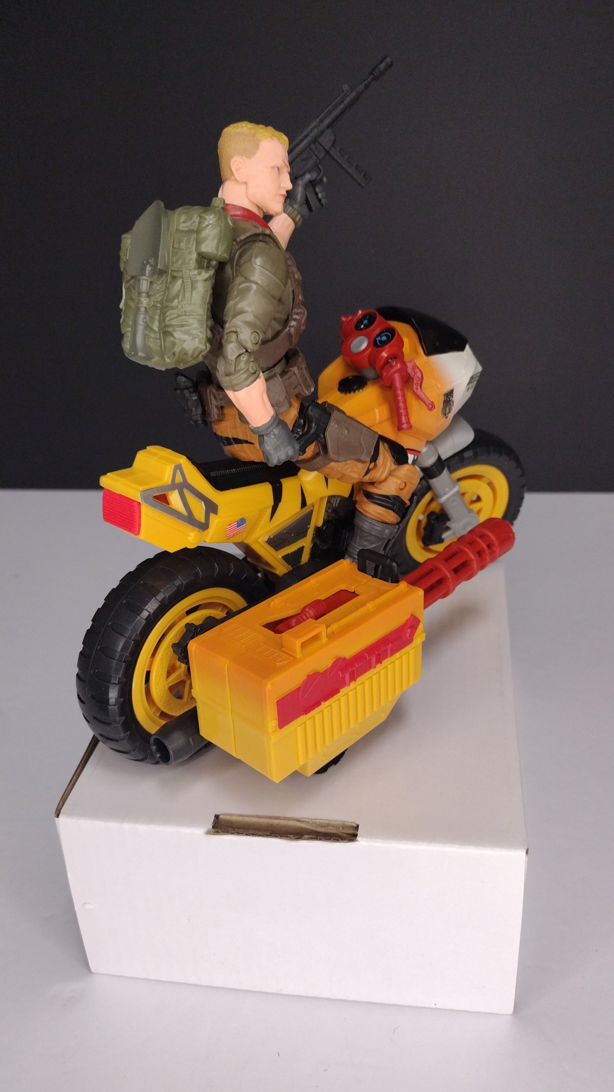 G.I. Joe Classified Series #40 Tiger Force Duke with RAM Cycle