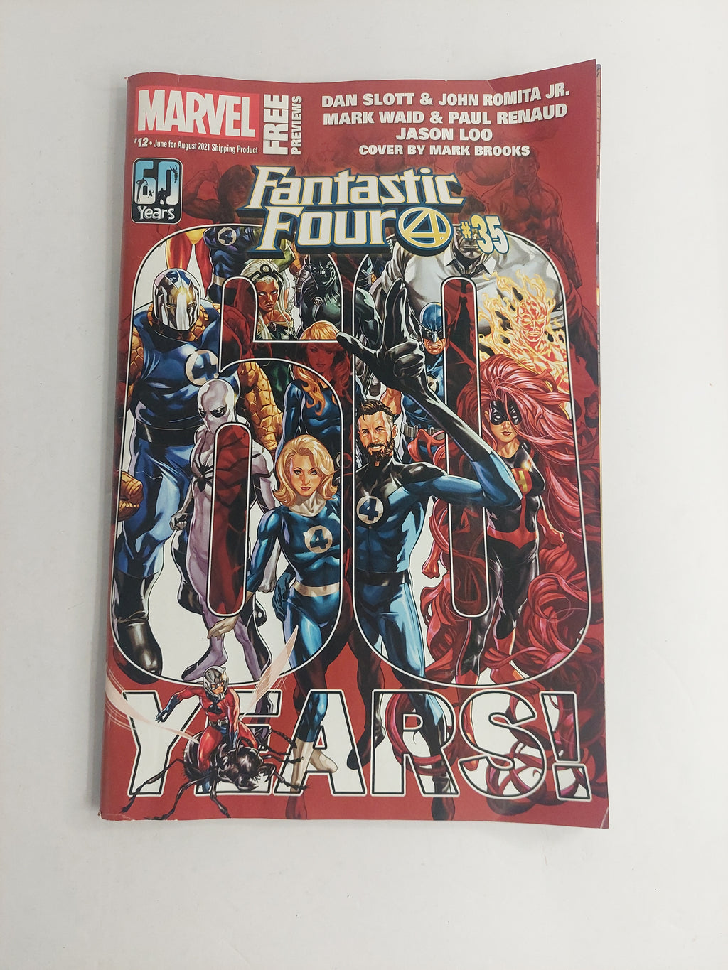 Marvel Fantastic Four #35 60 Years! Anniversary Issue Comic Book Not Mint