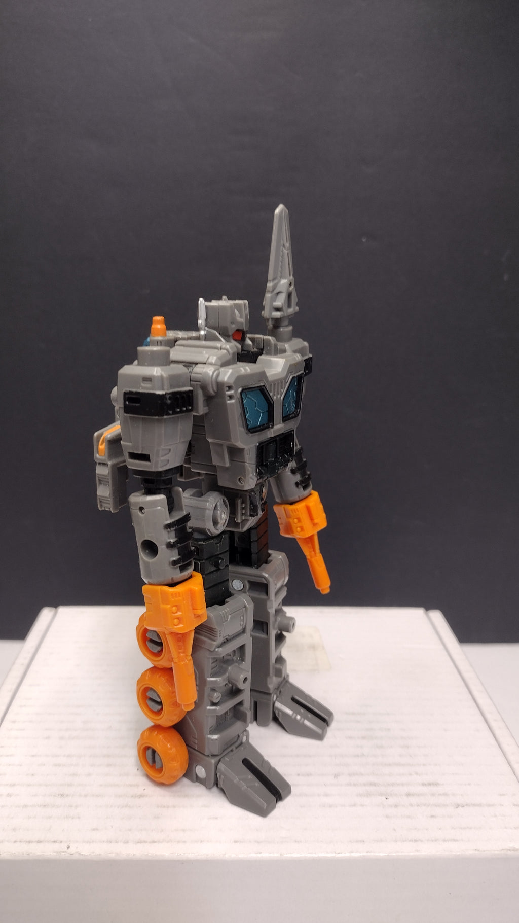 Hasbro Transformers Earthrise War for Cybertron Fasttrack (Complete - Loose)