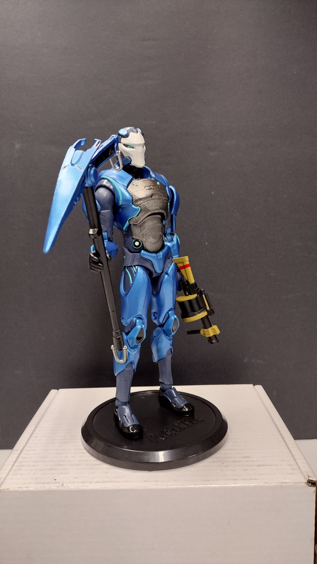 2019 McFarlane Toys Fortnite Series 1 Carbide 7" Premium Action Figure (Loose & Complete)