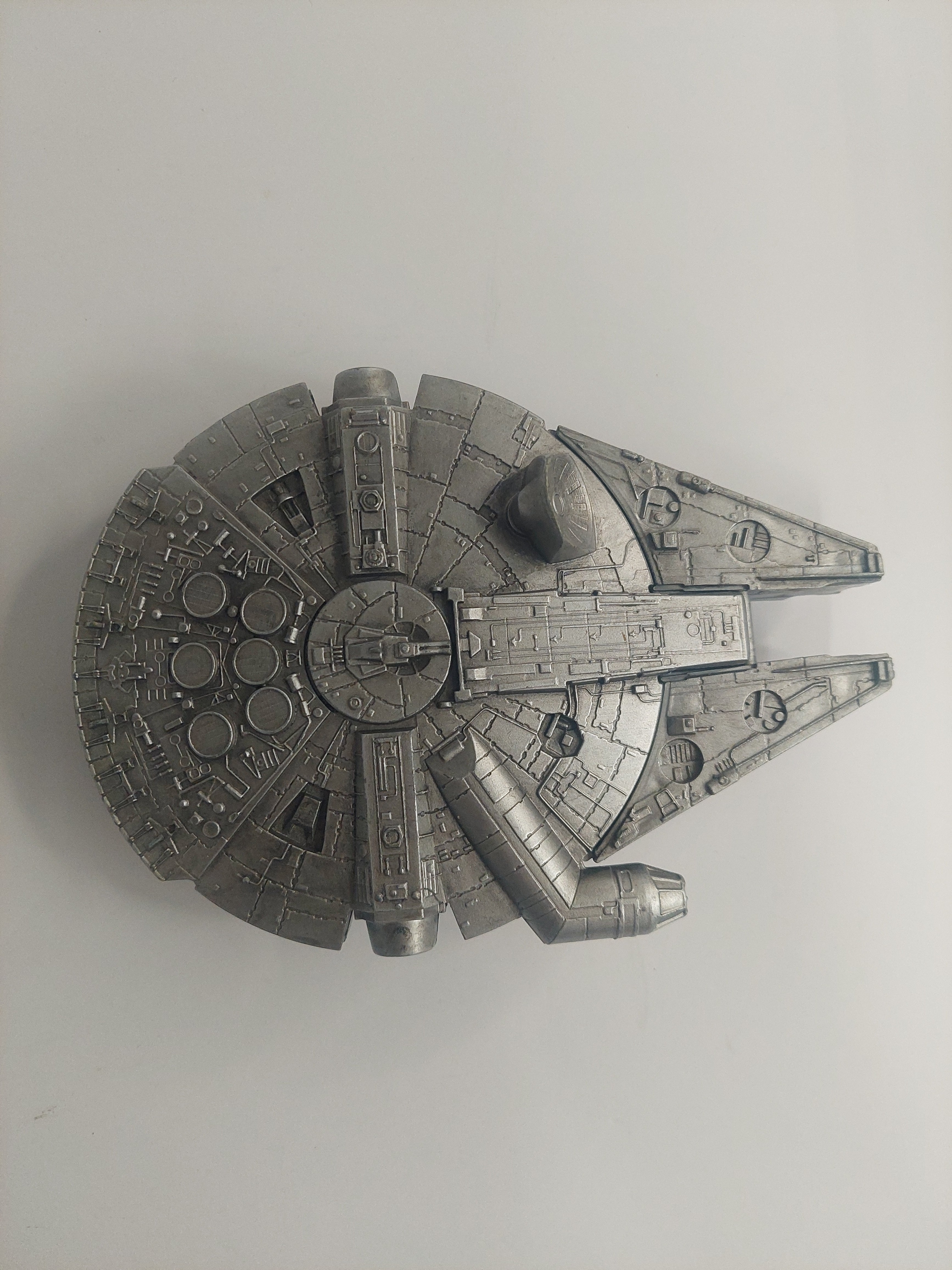 Vintage 1996 Star Wars Millennium Falcon Hope Industries