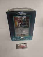 Diamond Select Toys Marvel Iron Fist PVC Diorama Netflix