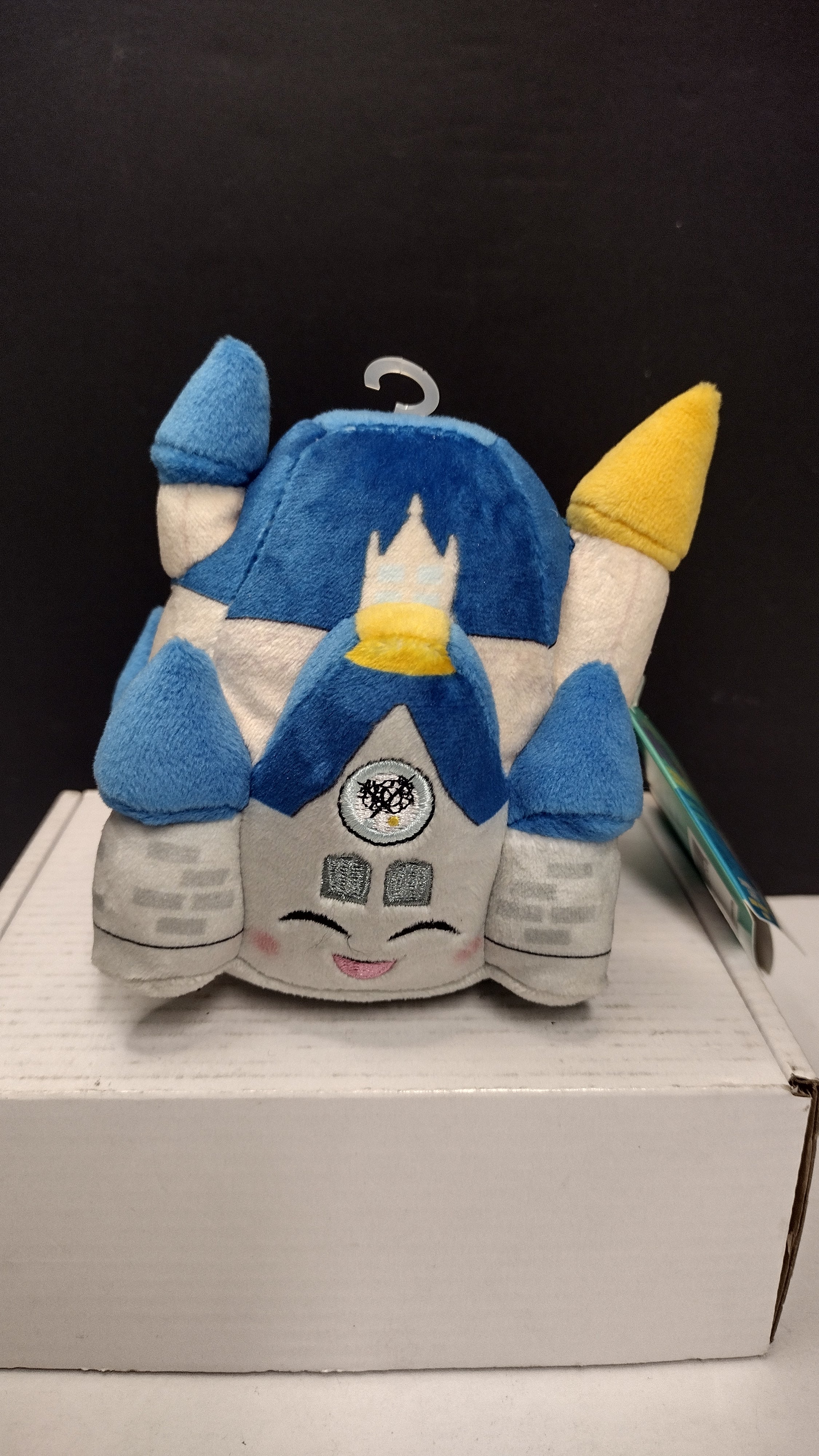 Disney Parks Wishables: Cinderella Castle Micro Plush – Disney Park Icons Series (With Hang Tag)