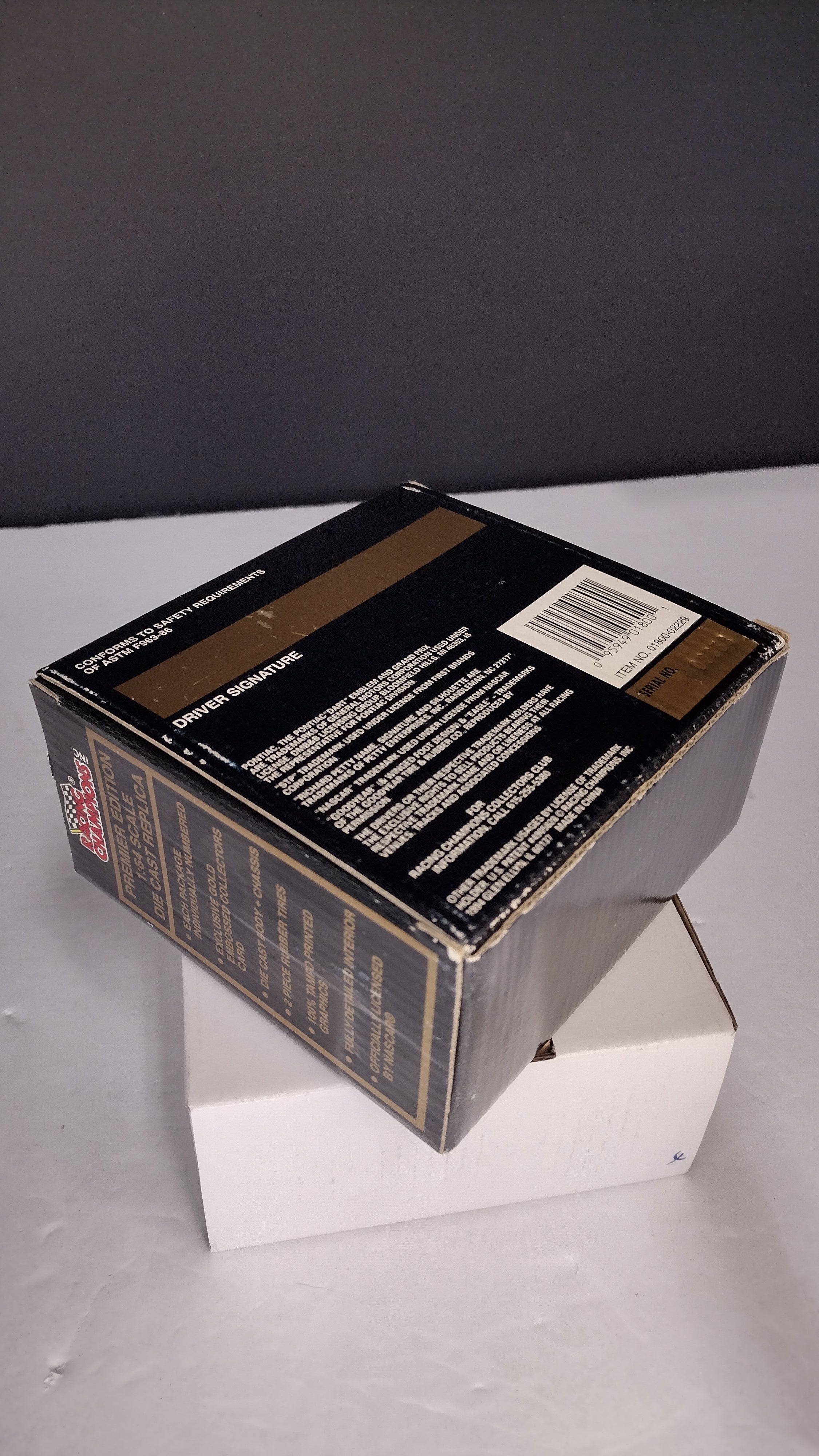 1994 Wally Dallenbach Jr Racing Champions Premier Edition 1/64 #43 STP