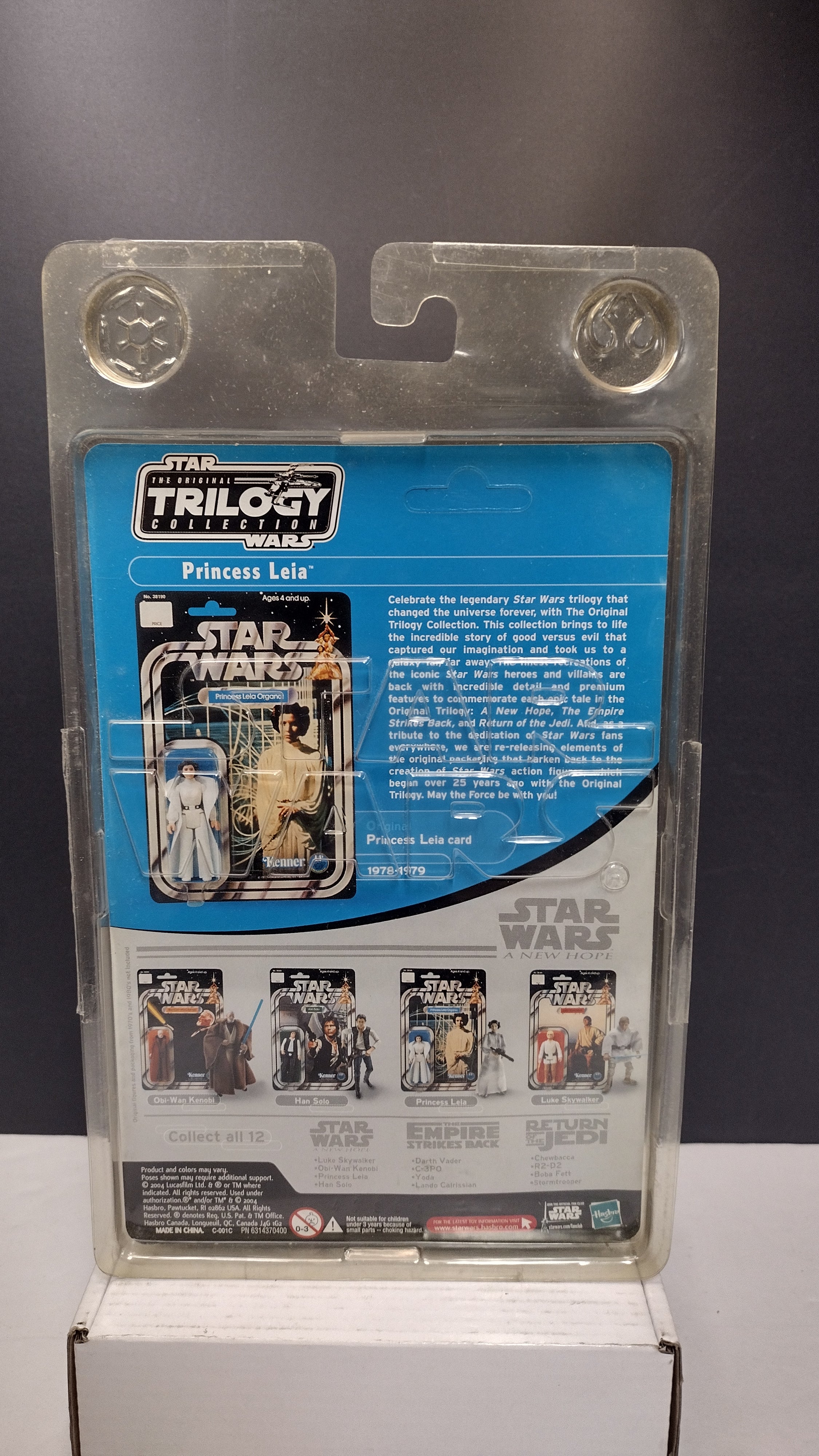 2004 Hasbro Star Wars The Original Trilogy Collection Princess Leia NIB (Bubble Damage / Case Wear)