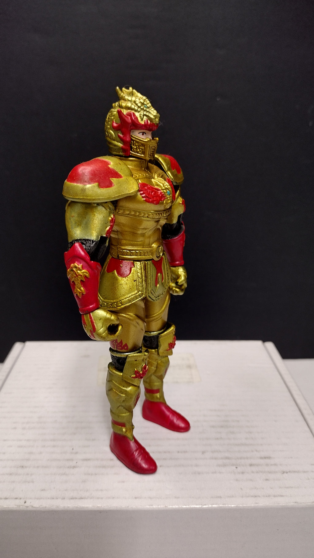 Vintage 1998 Saban's Bandai Mystic Knights of Tir Na Nog Rohan (Loose with Great Hall Castle Pop-Up)