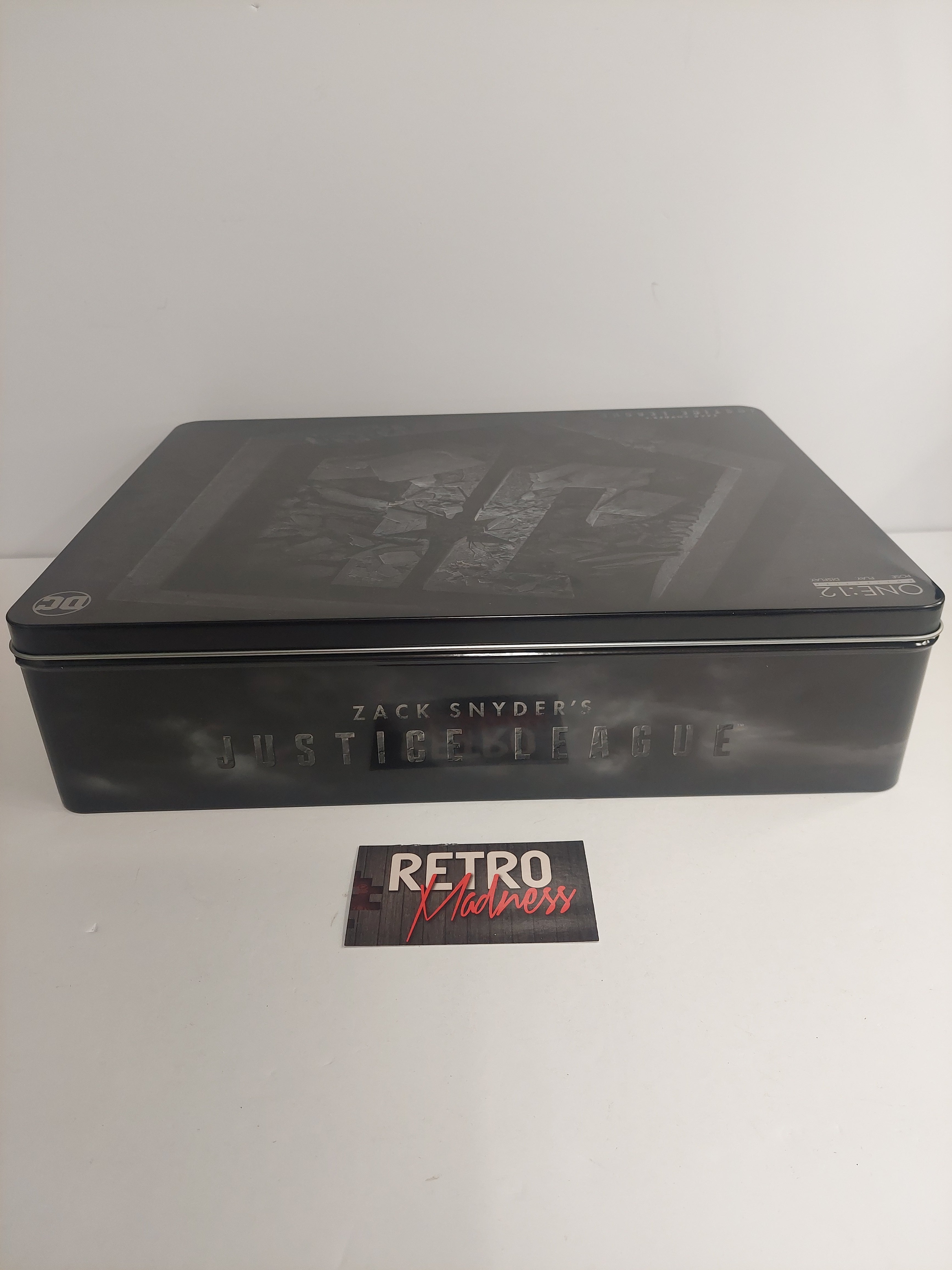 DC Zack Snyder's Justice League Mezco Case ONLY