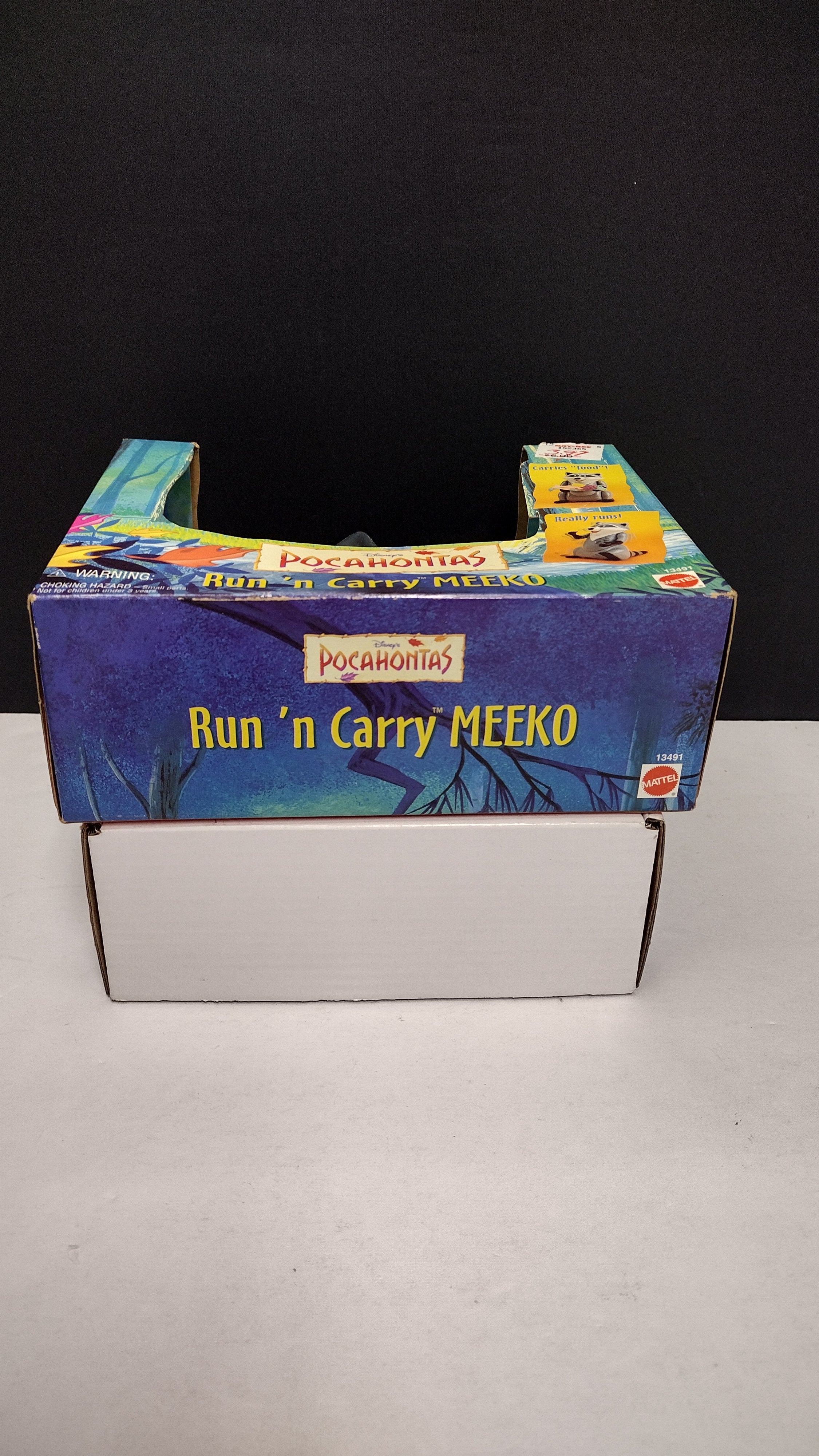 Vintage 1995 Mattel Disney’s Pocahontas: "Run 'n Carry" Meeko Action Figure – Brand New / Factory Sealed (Slight Card Bowing)