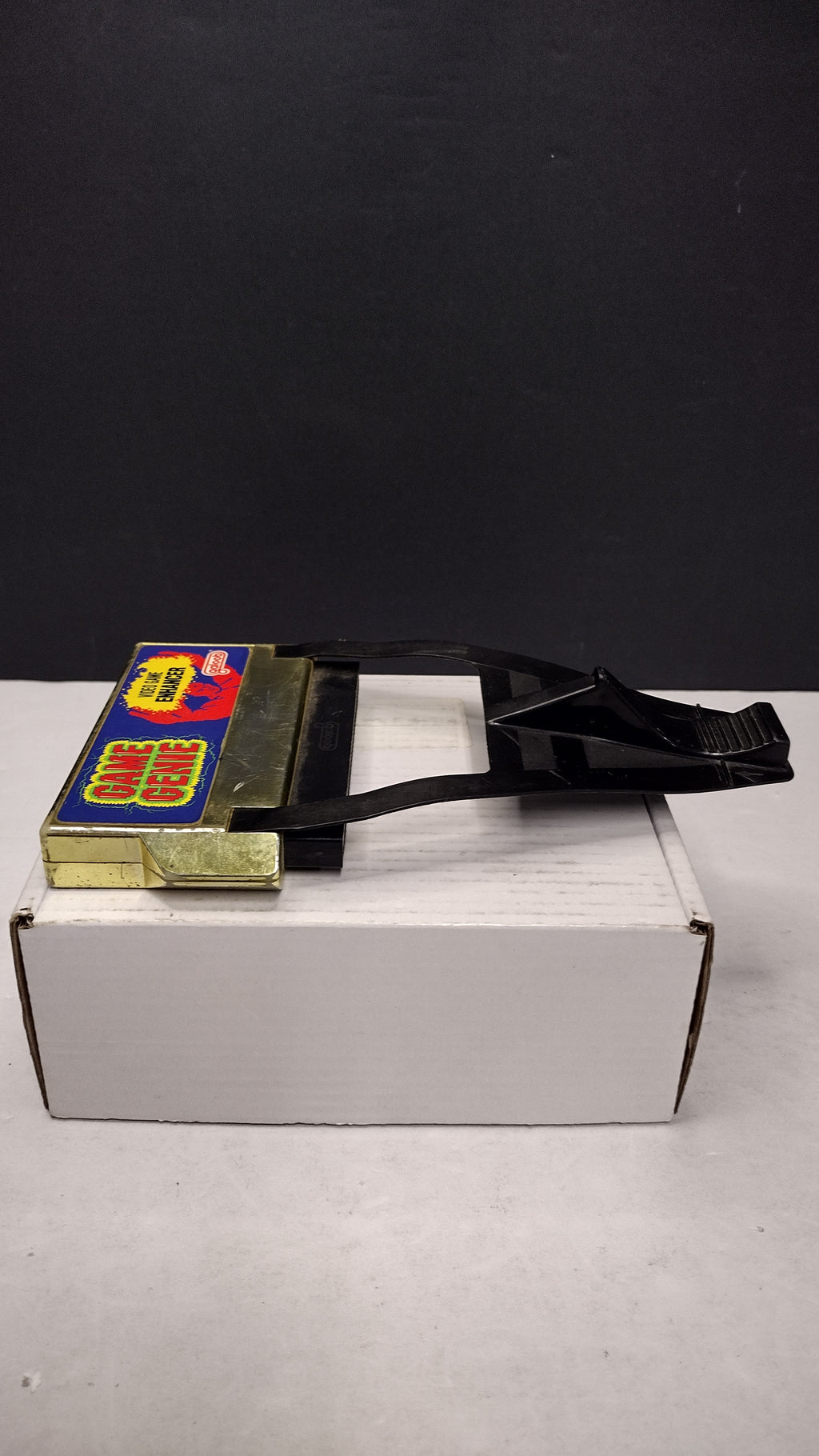 Vintage 1991 Lewis Galoob Nintendo NES Game Genie Pass-Through Cartridge (Loose - Tested & Working)