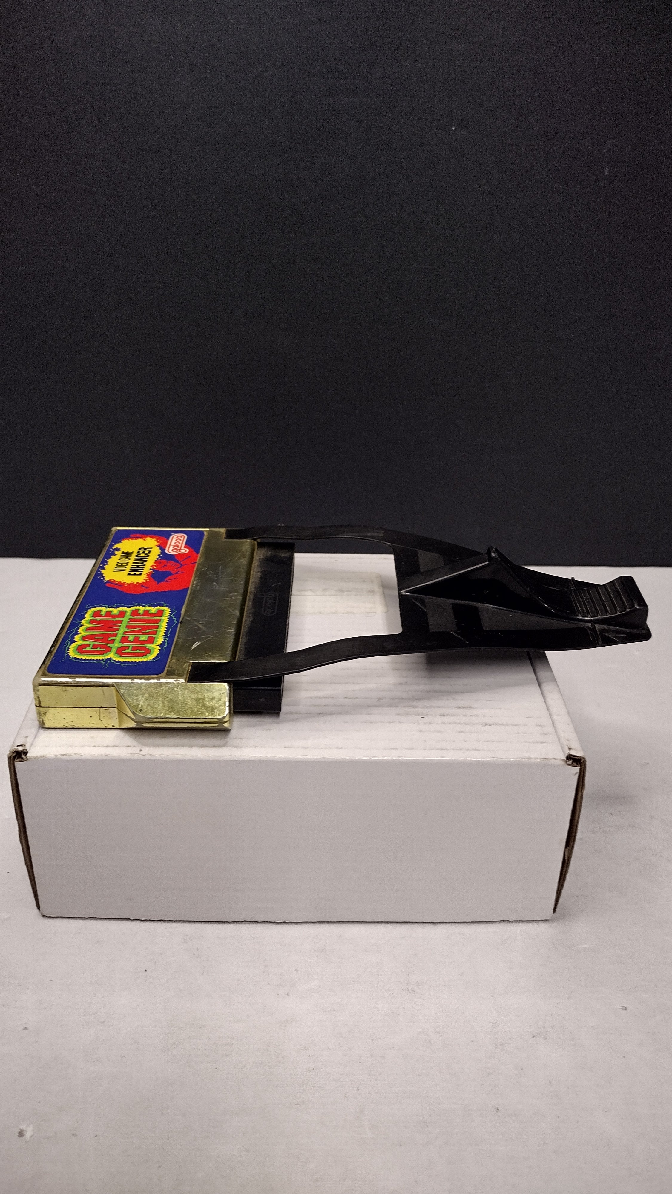 Vintage 1991 Lewis Galoob Nintendo NES Game Genie Pass-Through Cartridge (Loose - Tested & Working)