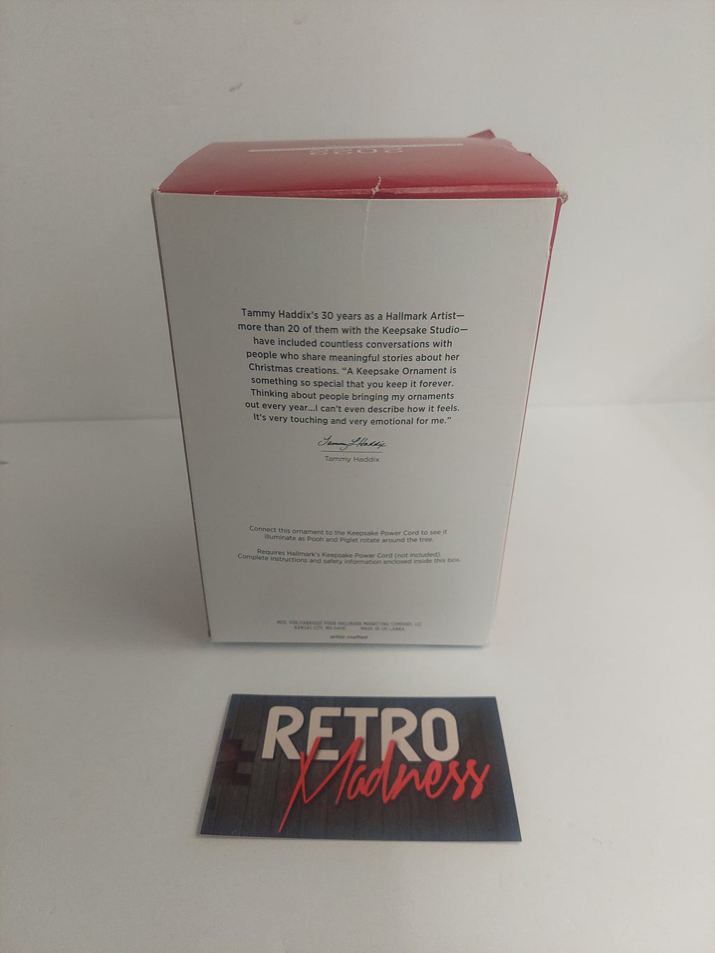 Hallmark Keepsake Disney Winnie the Pooh A Smallish Gift Ornament