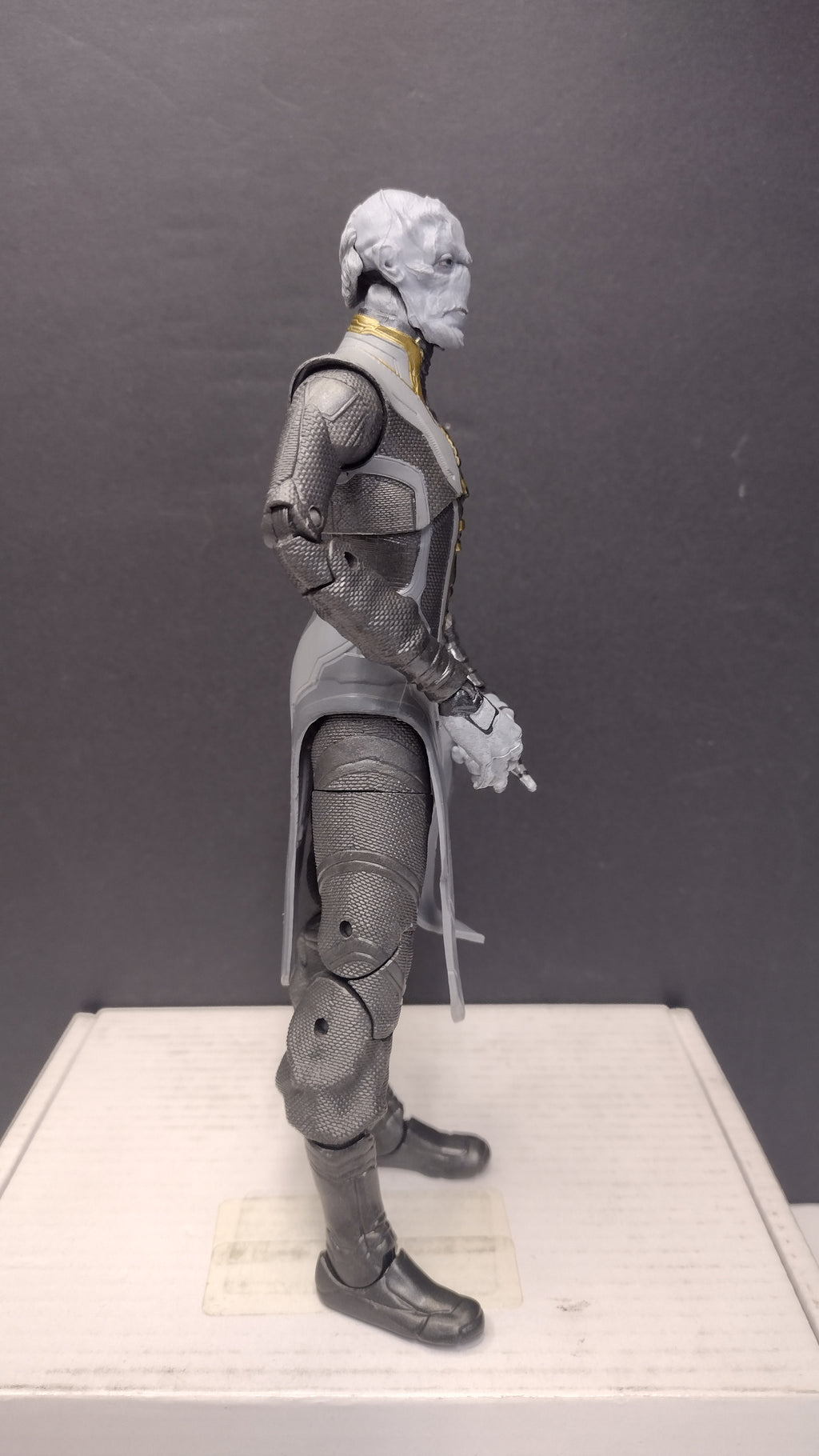 Hasbro Marvel Legends Avengers: Endgame Ebony Maw Action Figure (6-Inch Scale - Loose, Great Condition)